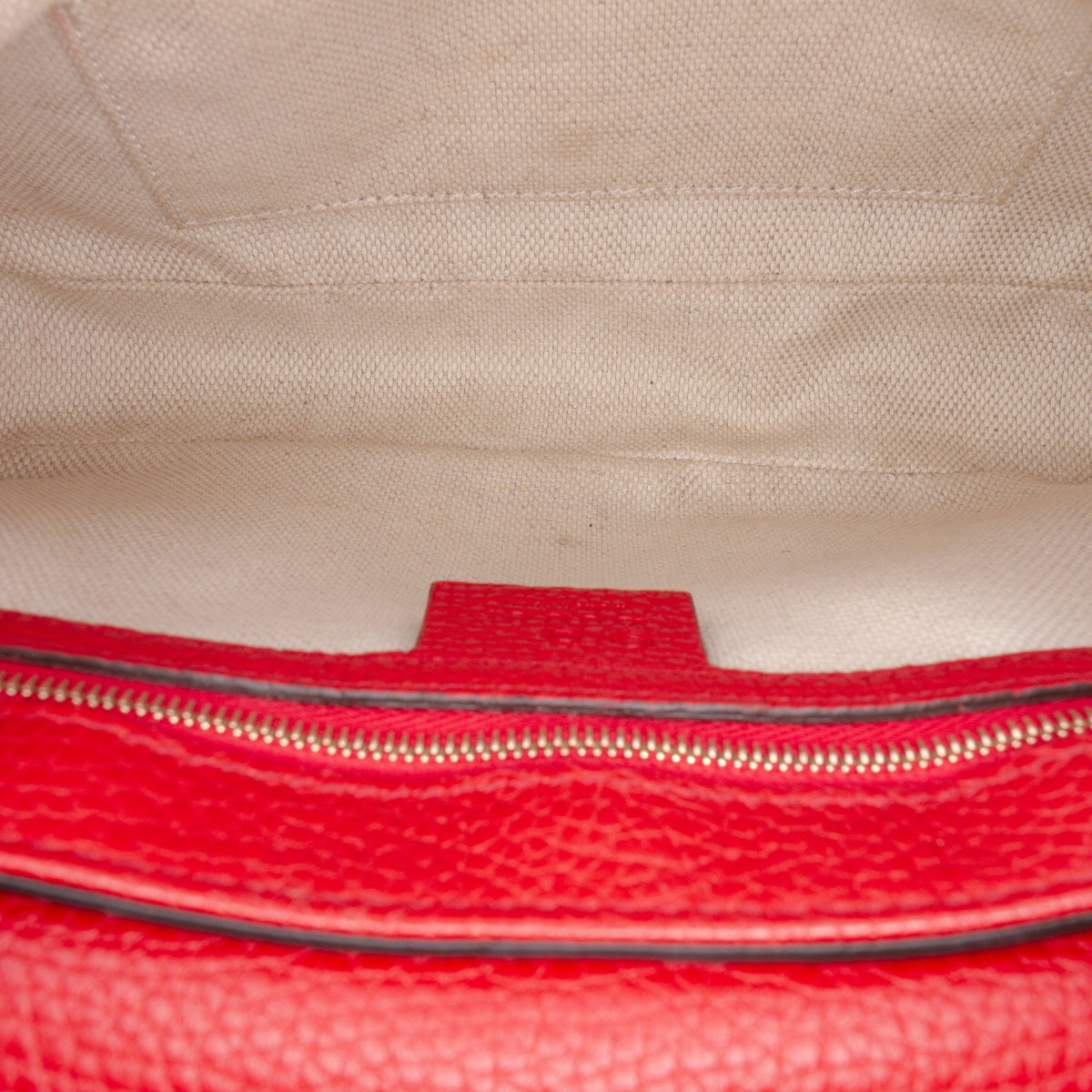 Gucci Medium Calfskin Soho Chain Flap Crossbody