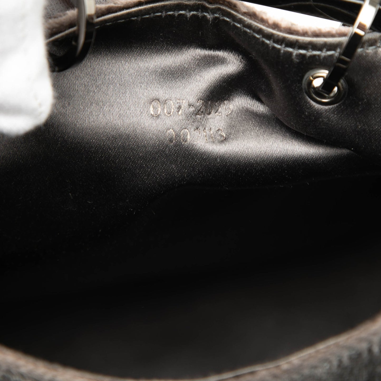 Gucci Velvet Ring Bucket