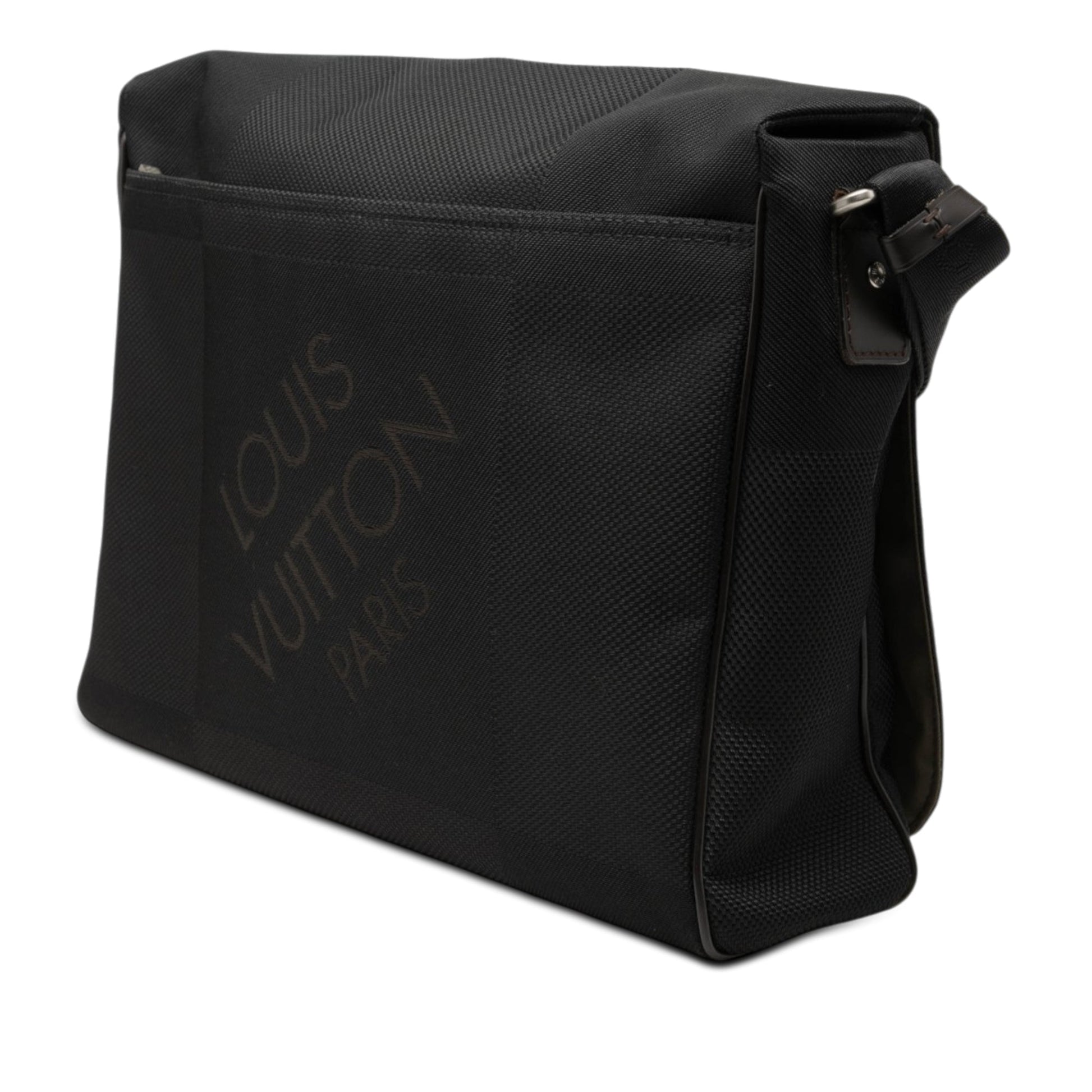 Louis Vuitton Damier Geant Messenger Bag
