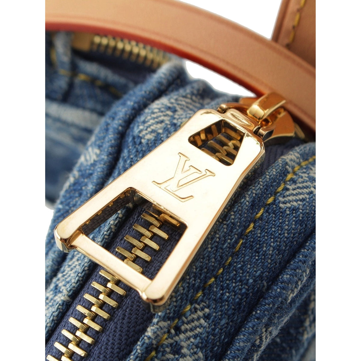Louis Vuitton Monogram Denim Croissant MM — Blue