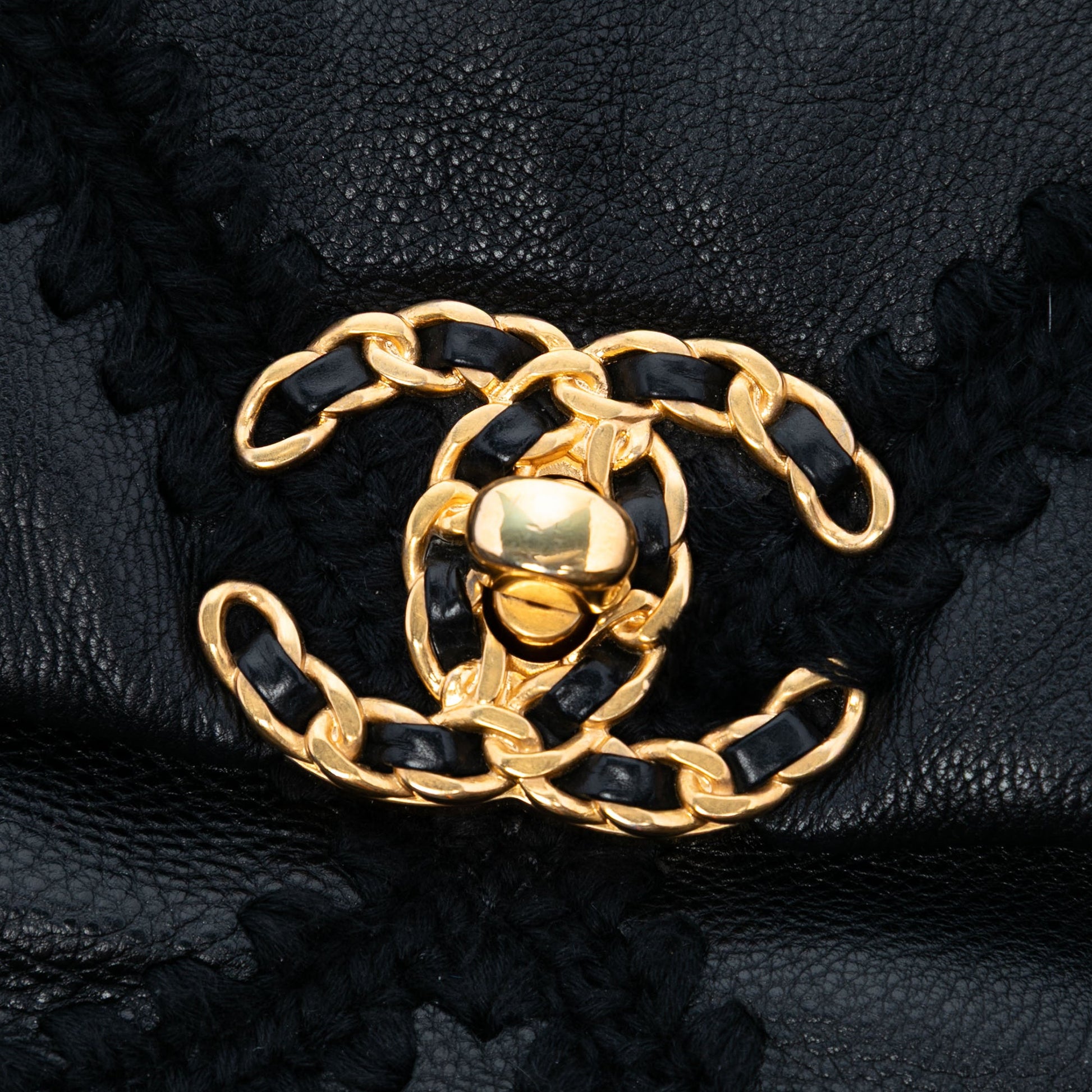 Medium Crochet Calfskin 19 Flap