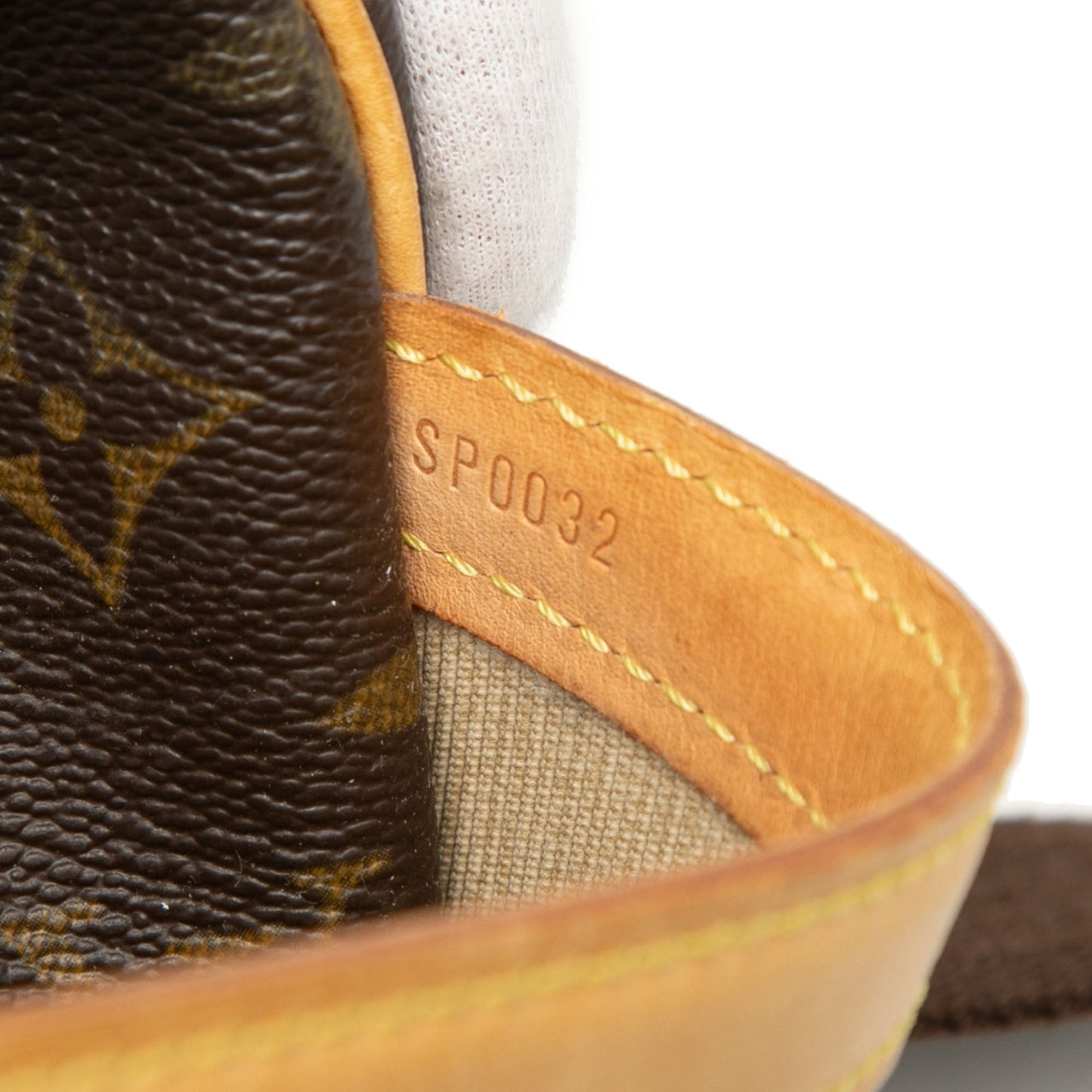 Louis Vuitton Monogram Reporter PM