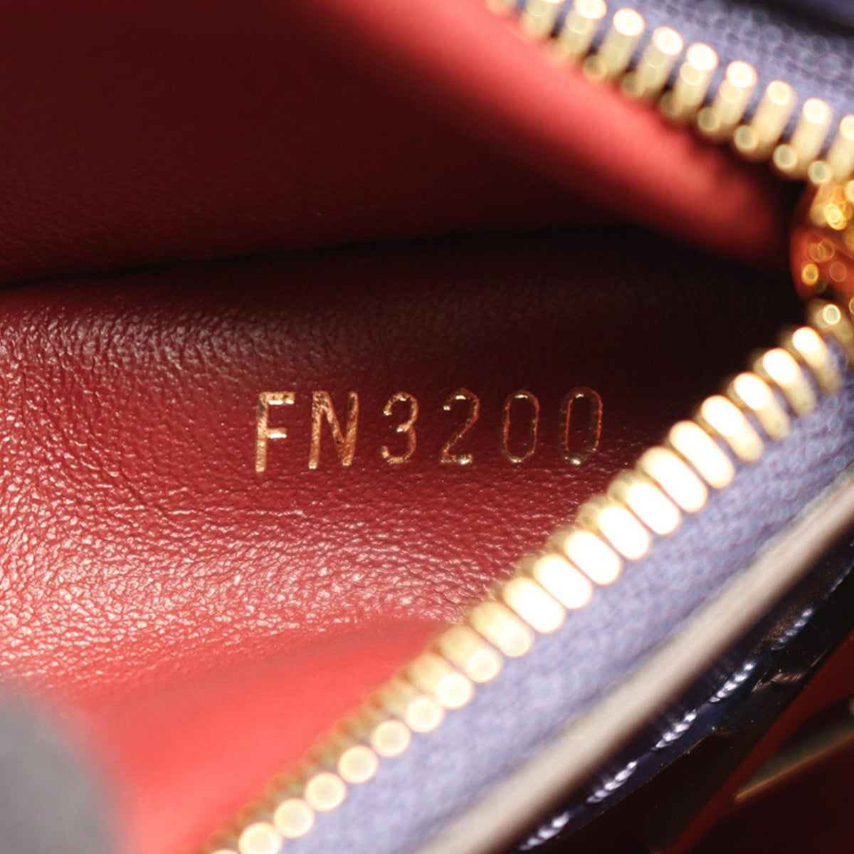 Louis Vuitton Calfskin LV Pont 9 Soft MM — Blue