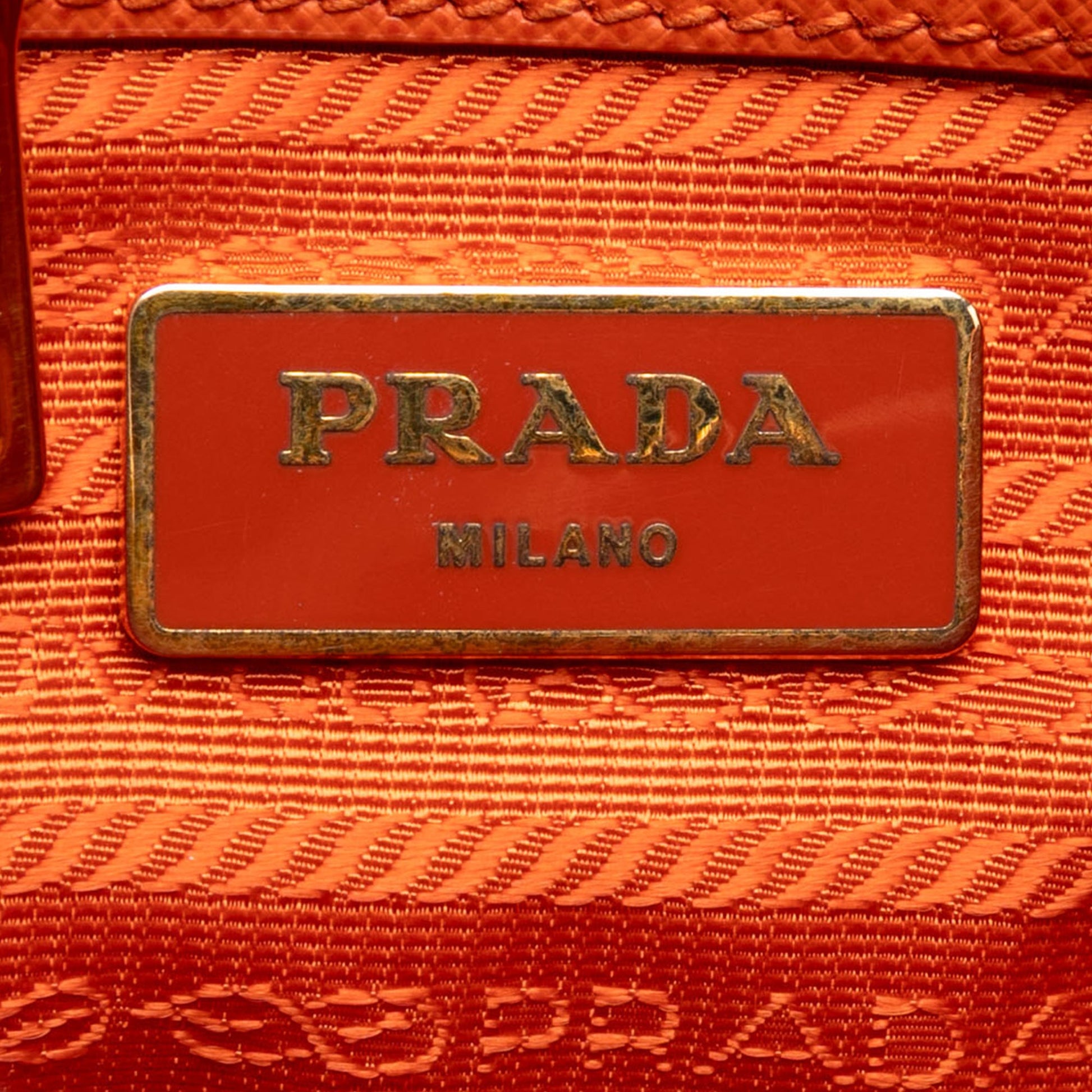 Small Saffiano Lux Galleria Double Zip Satchel