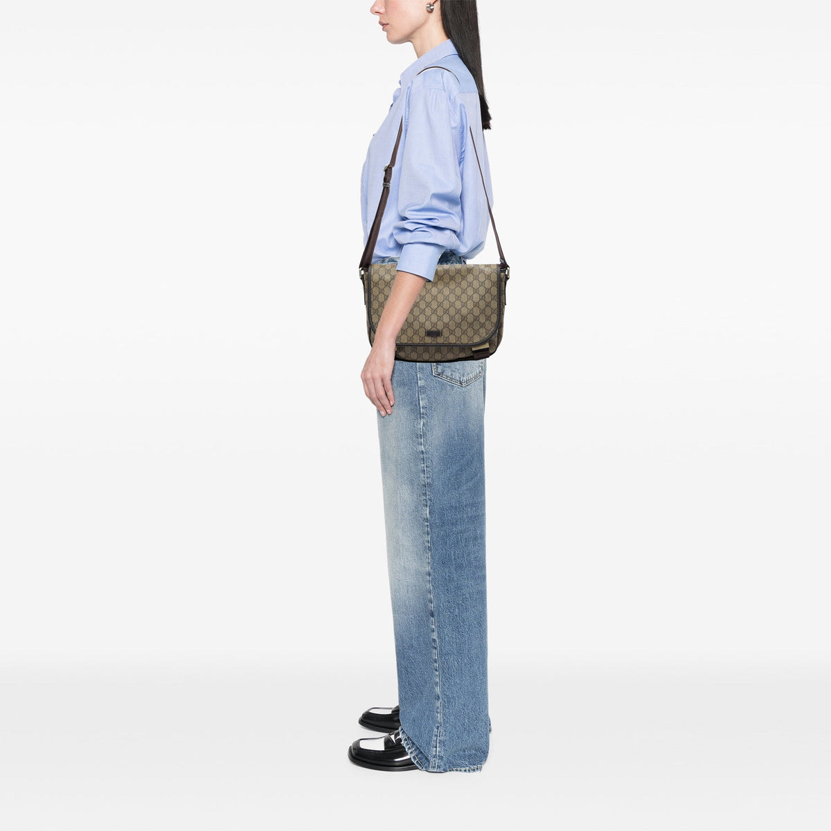 Gucci GG Supreme Crossbody — Beige