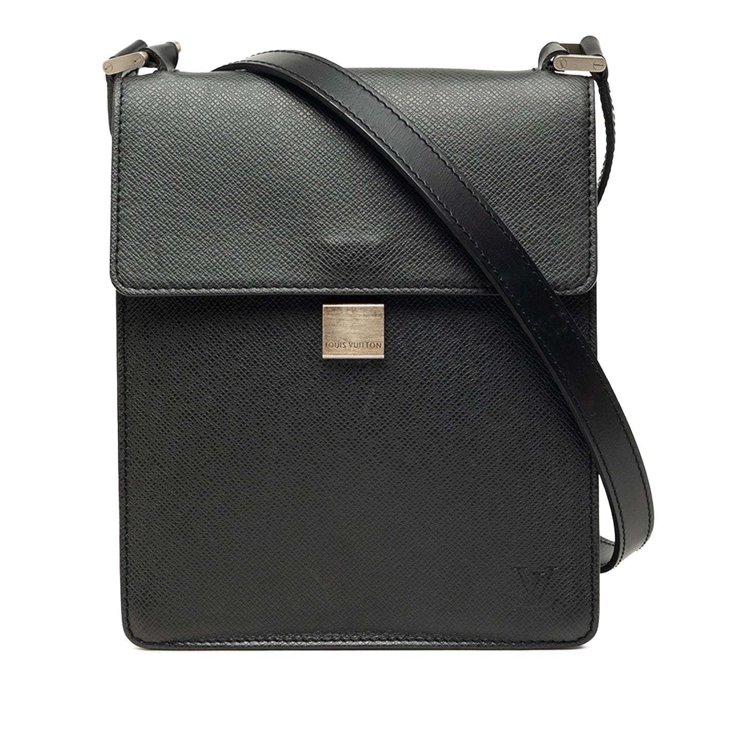 Louis Vuitton Taiga Pochette Kurgan