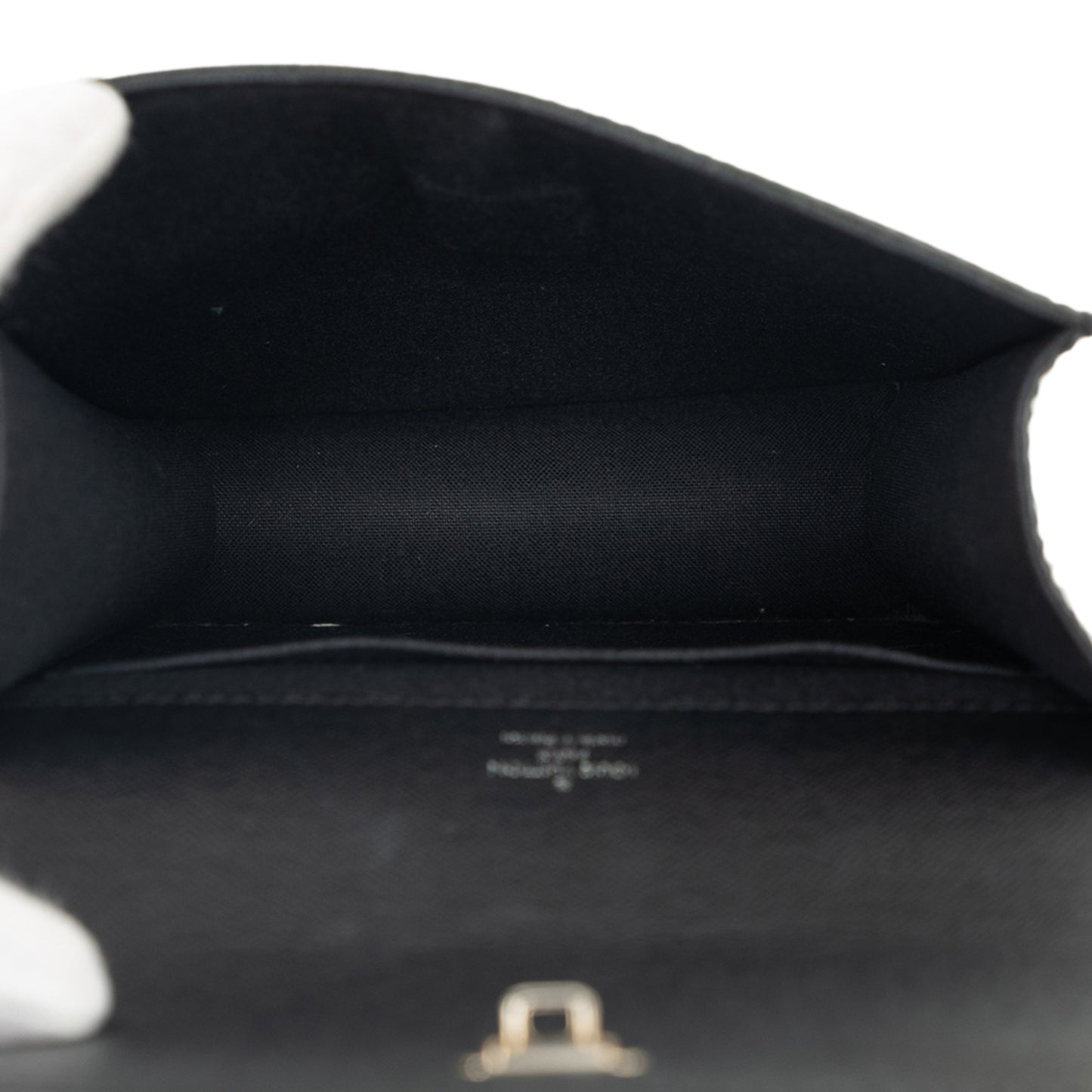Louis Vuitton Taiga Pochette Kurgan