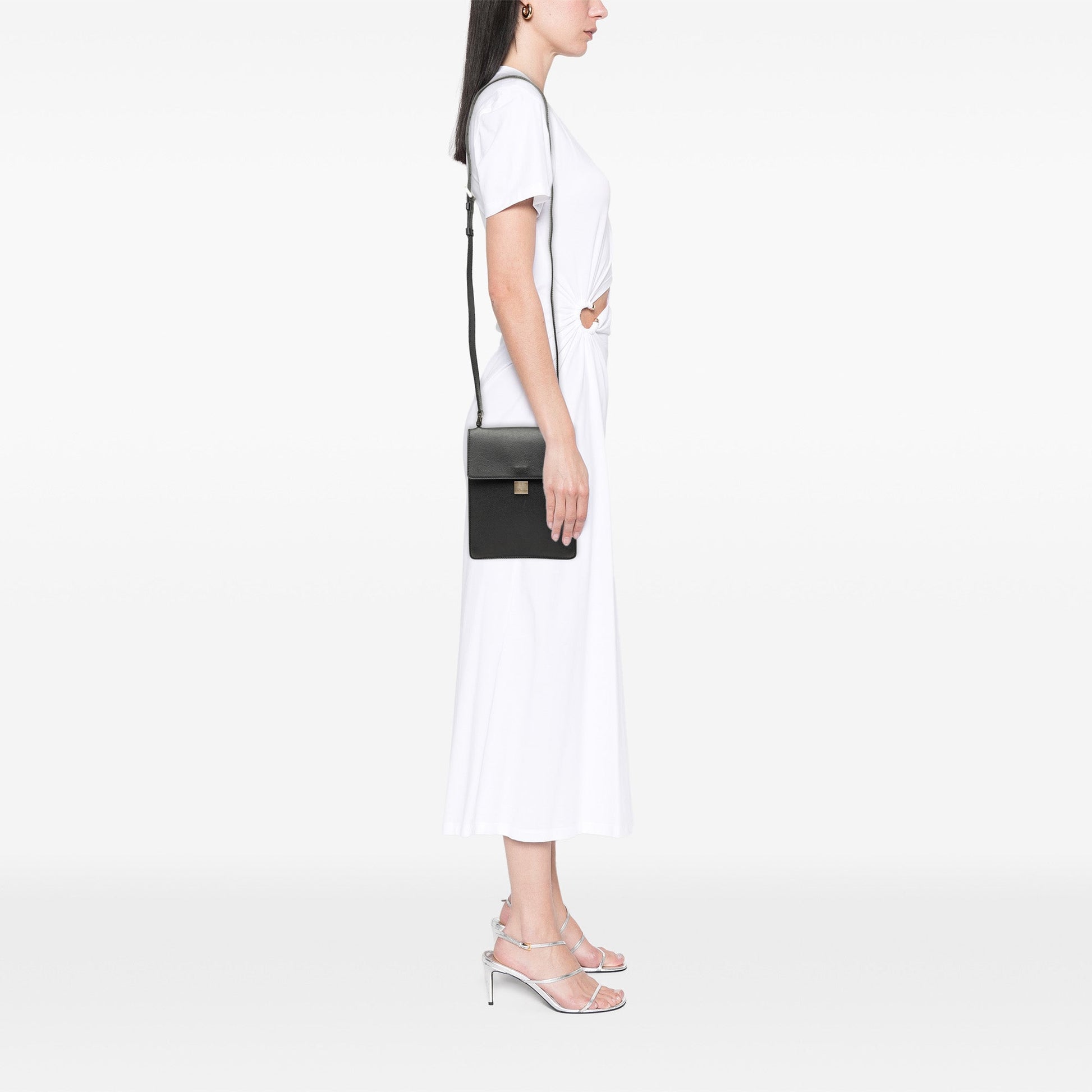 Louis Vuitton Taiga Pochette Kurgan