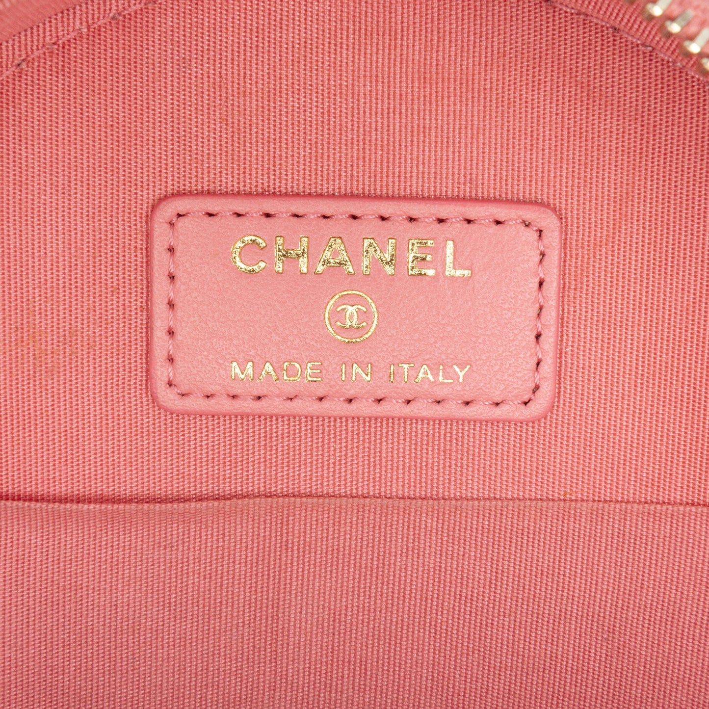 Chanel CC Embossed Caviar Camellia Round Clutch With Chain