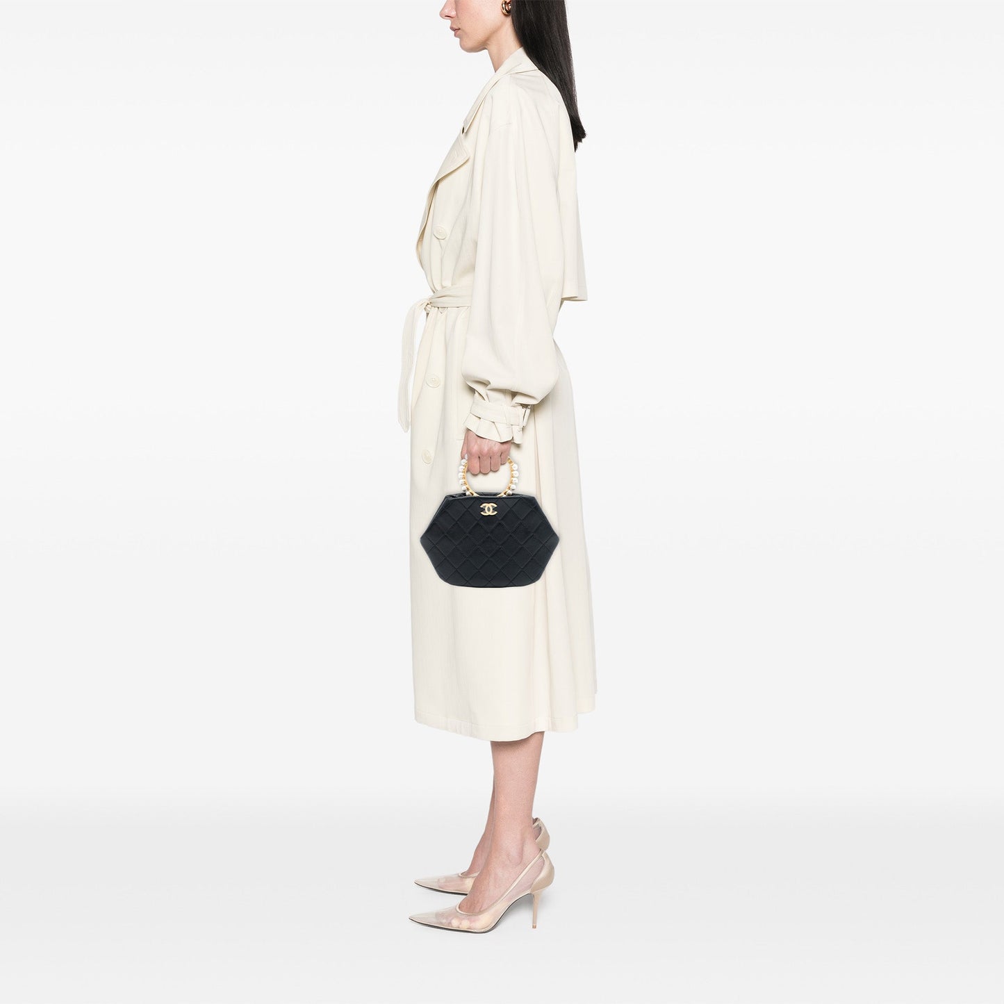 Chanel Quilted Lambskin Pearl Crown Handle Clutch