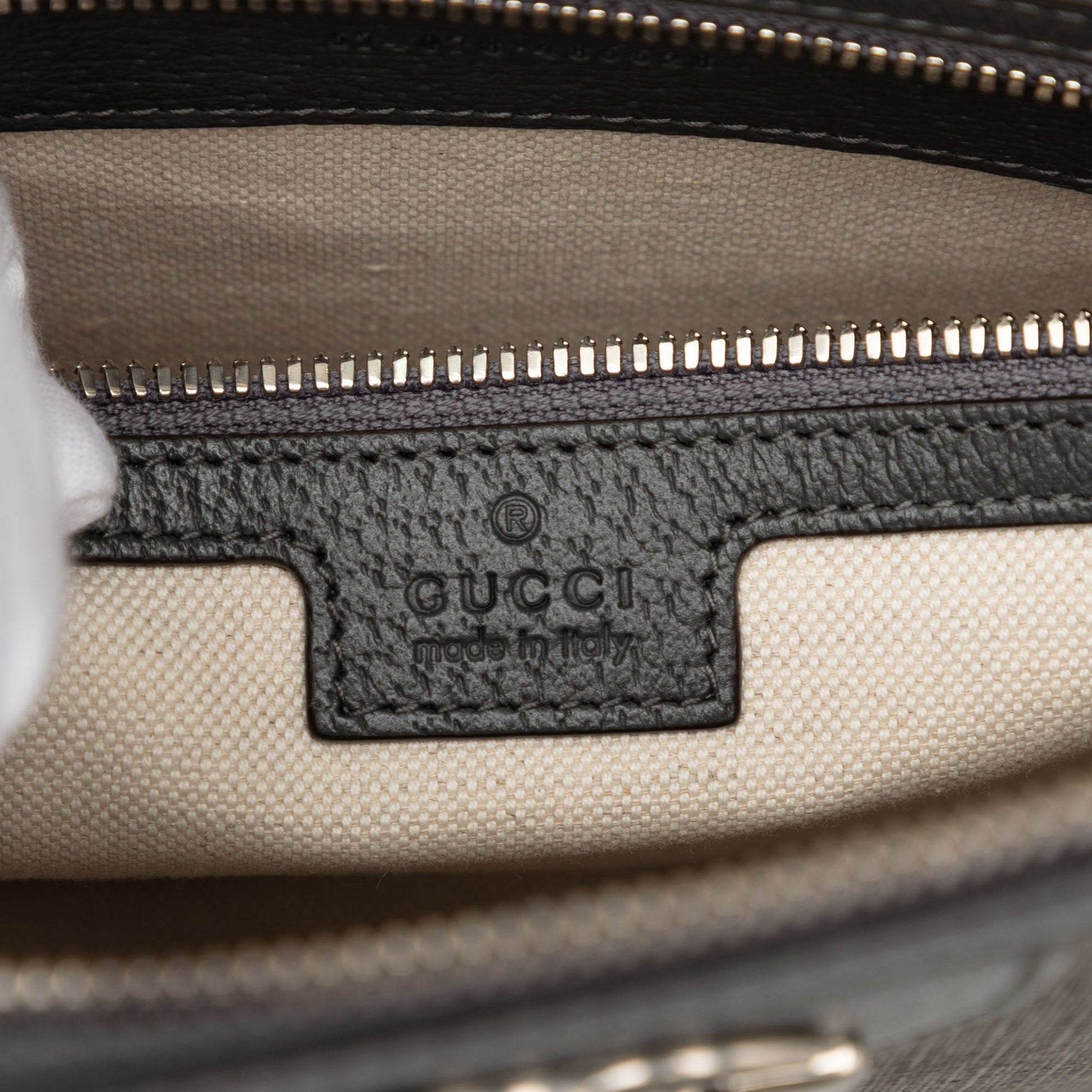 Gucci GG Supreme Ophidia Clutch