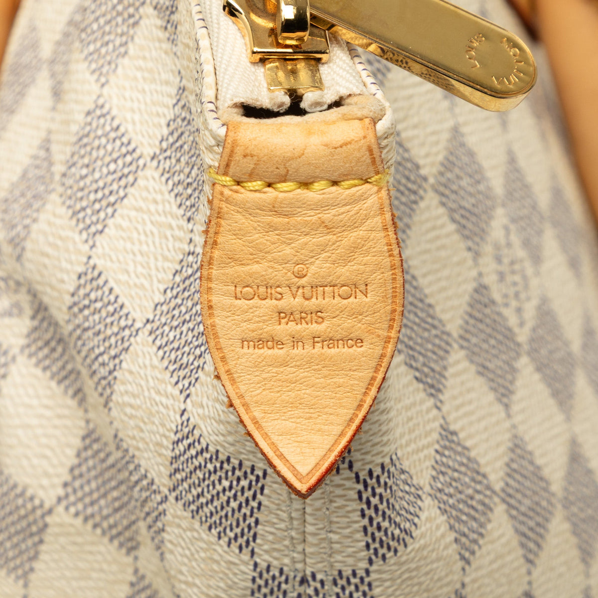 Louis Vuitton Damier Azur Saleya GM — White
