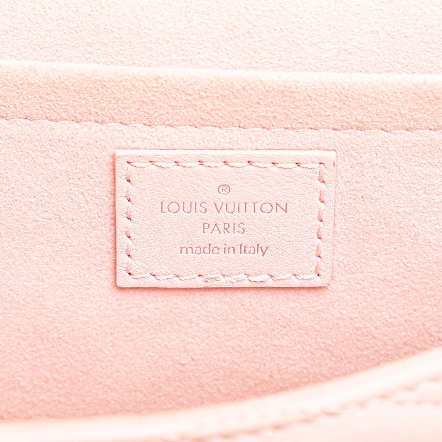 Louis Vuitton New Wave Chain Bag MM