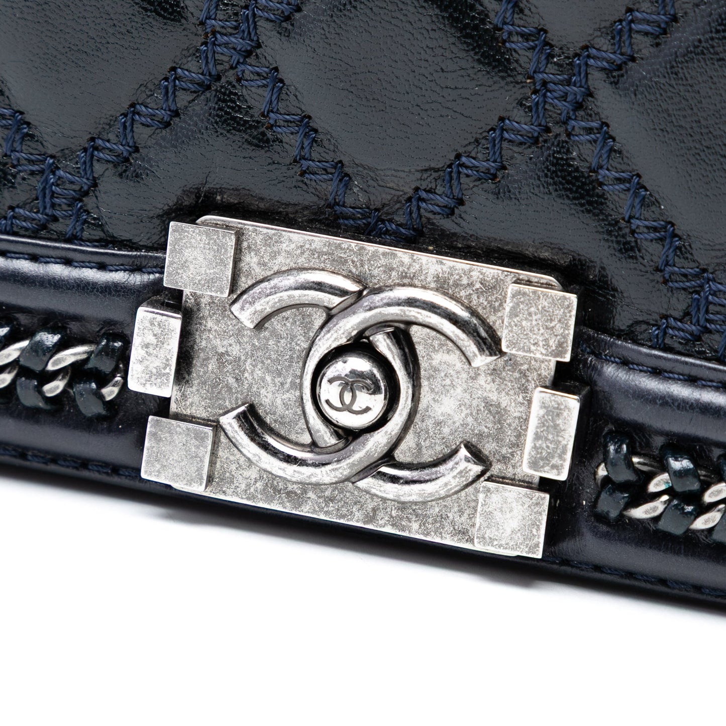Old Medium Quilted Calfskin Whipstitch Chain Around Boy Top Handle Flap
