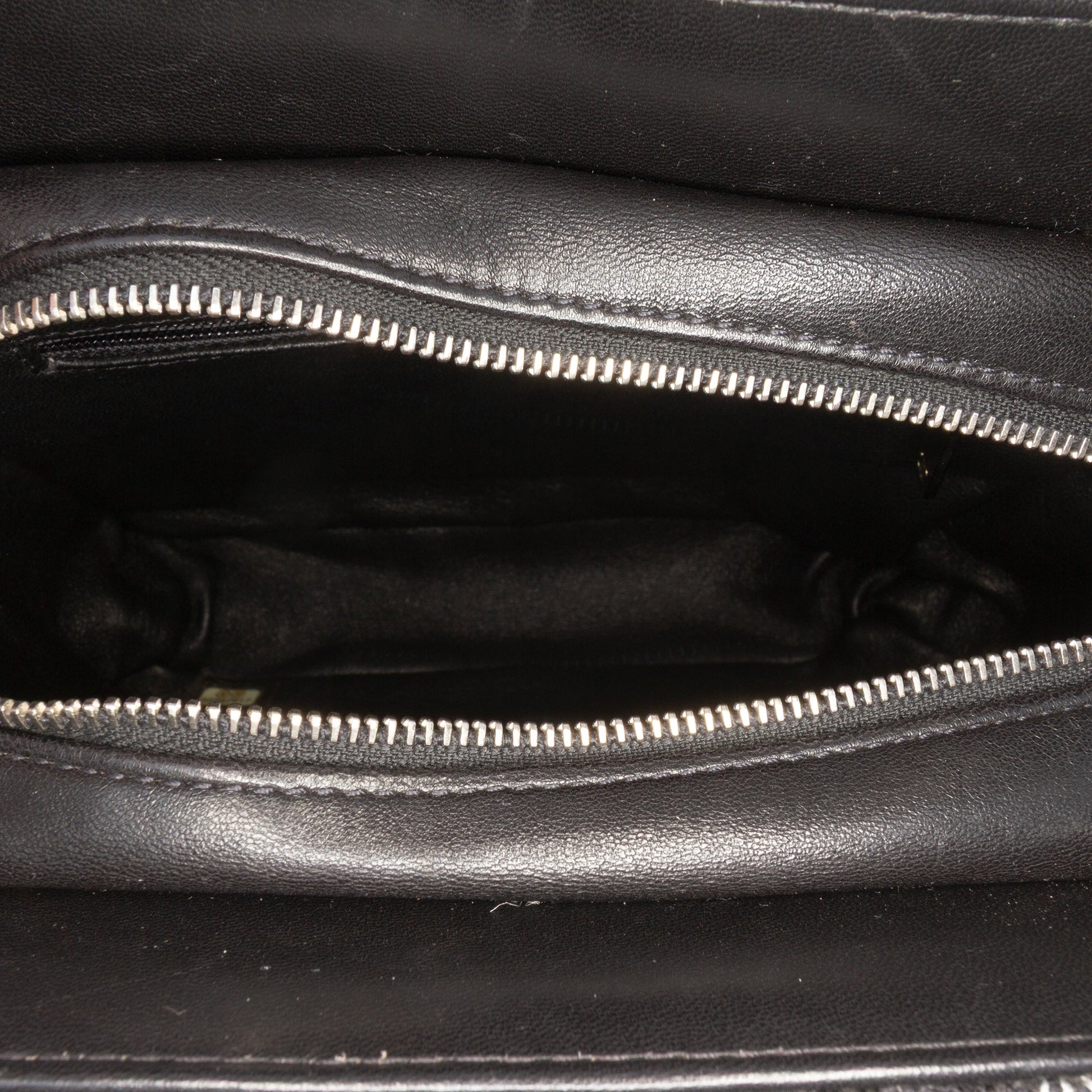 Chanel Tweed and Resin Zipped Chain Shopping Bag