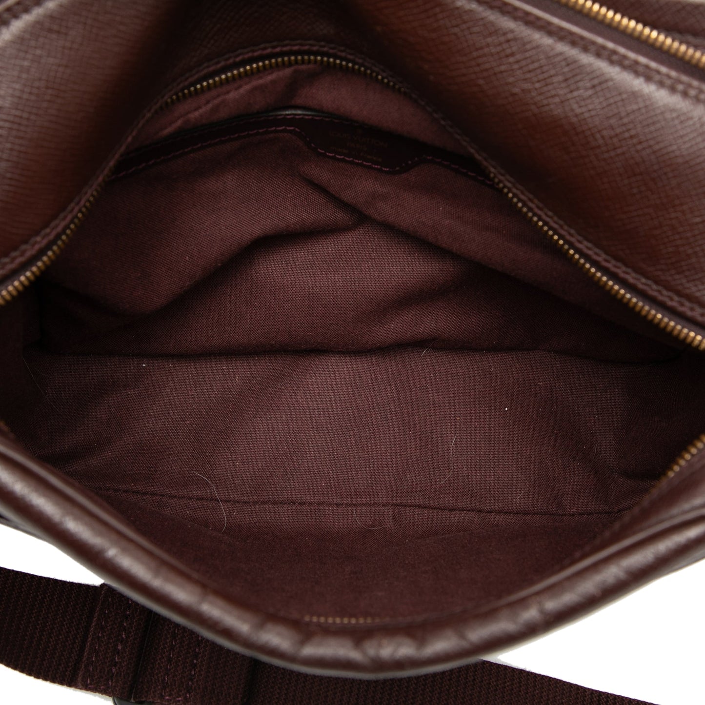 Louis Vuitton Taiga Reporter PM