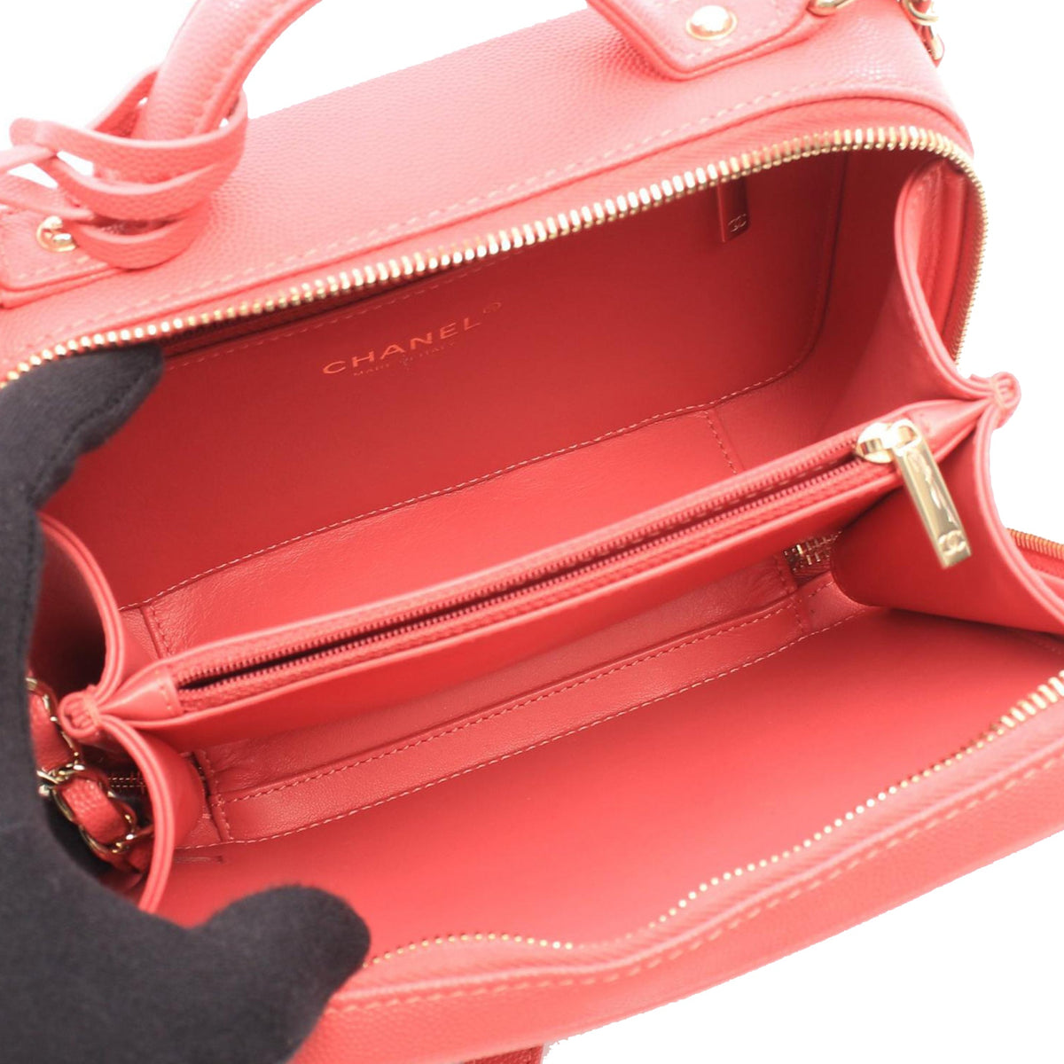 Chanel Medium Caviar CC Filigree Vanity Case