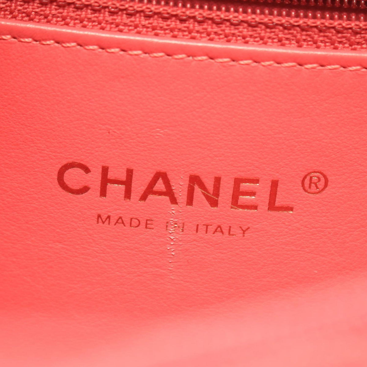 Chanel Medium Caviar CC Filigree Vanity Case