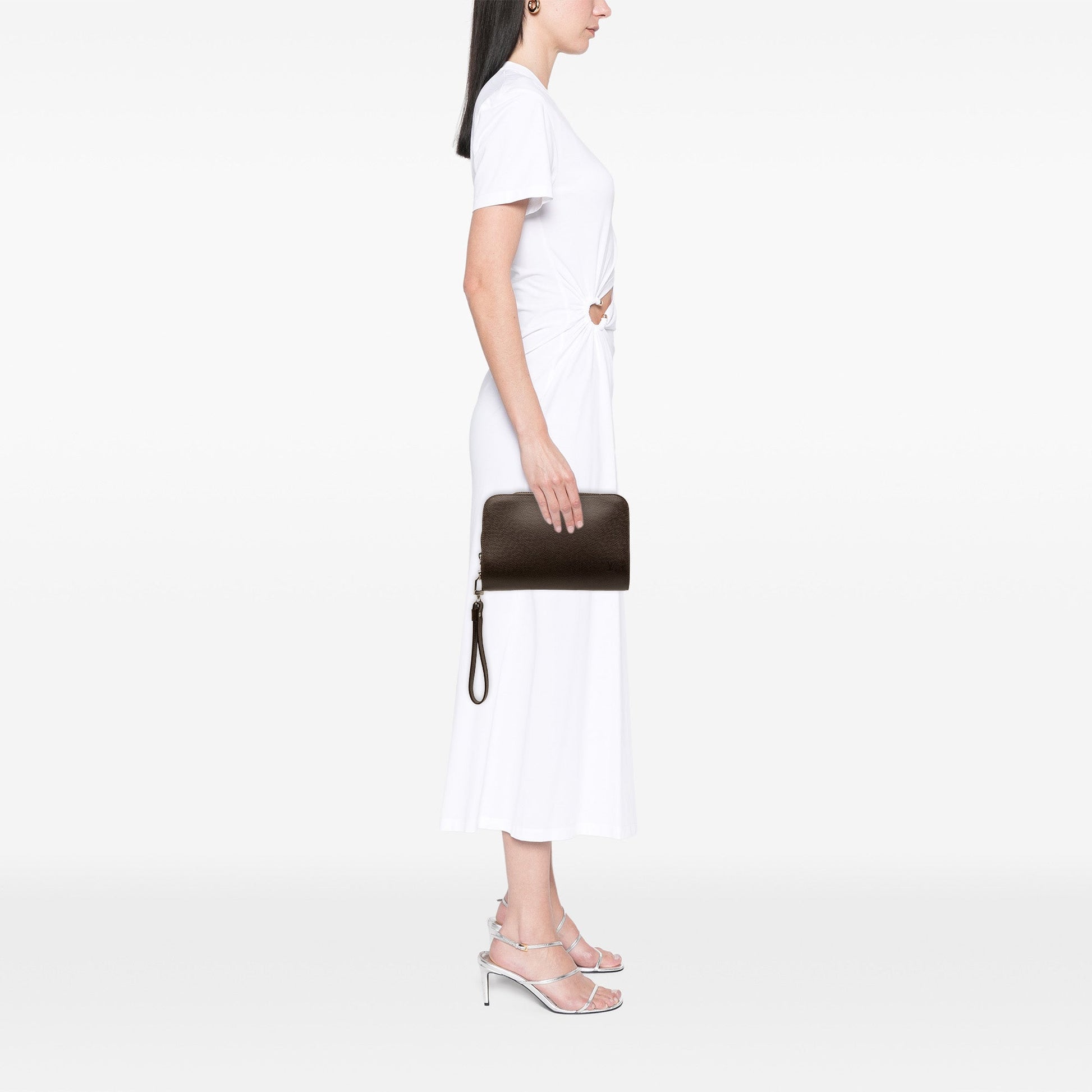 Louis Vuitton Taiga Pochette Baikal