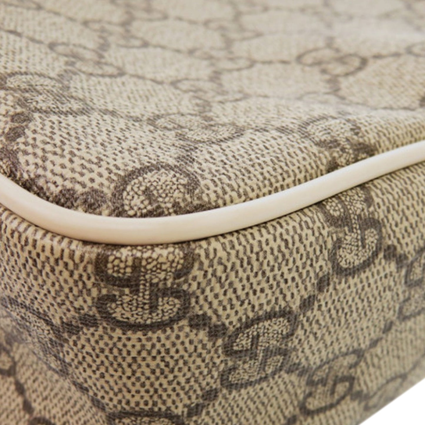 Gucci GG Supreme Crossbody