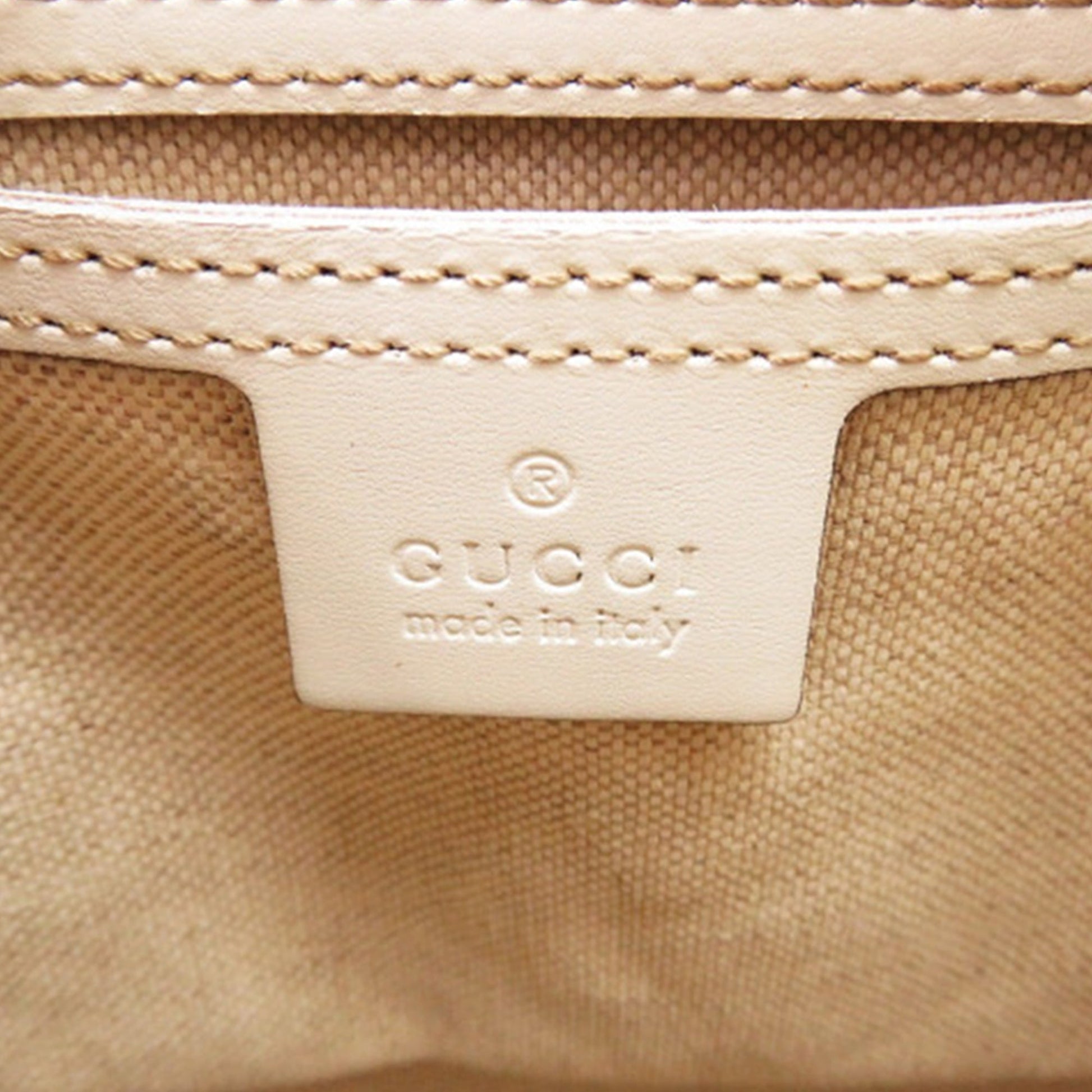 Gucci GG Supreme Crossbody
