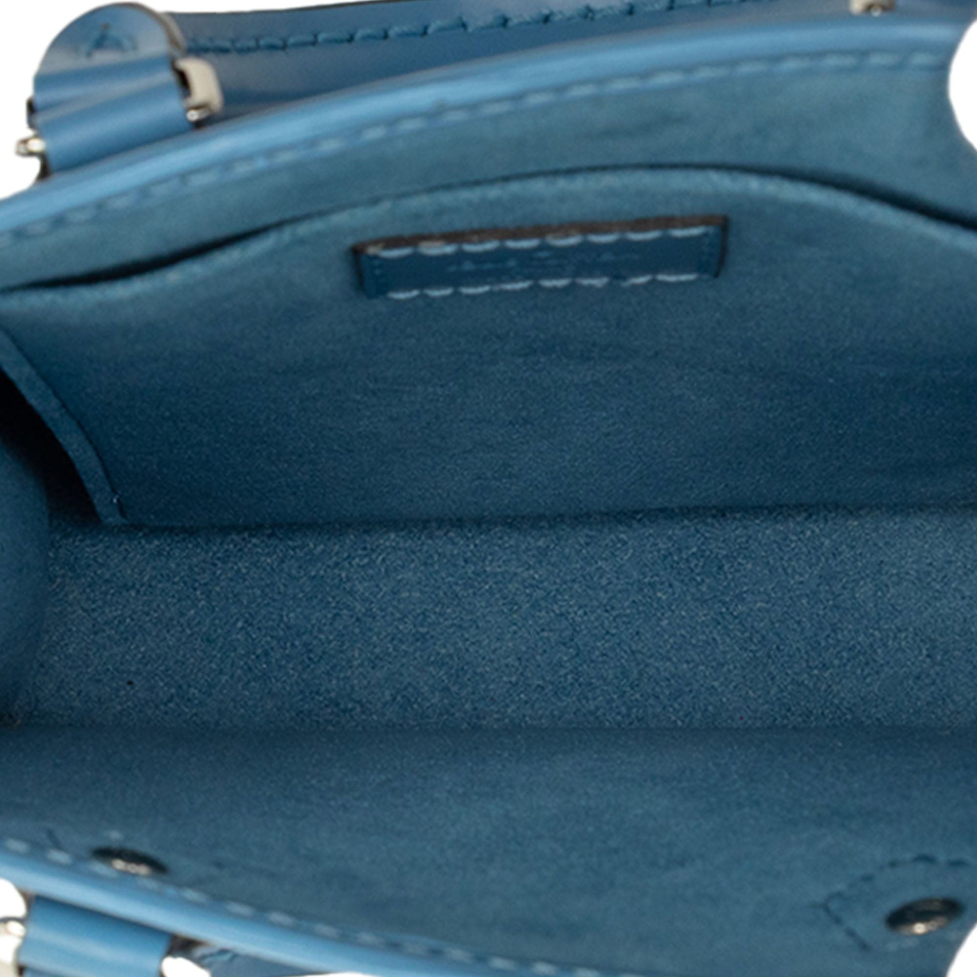 Louis Vuitton Epi Petit Sac Plat