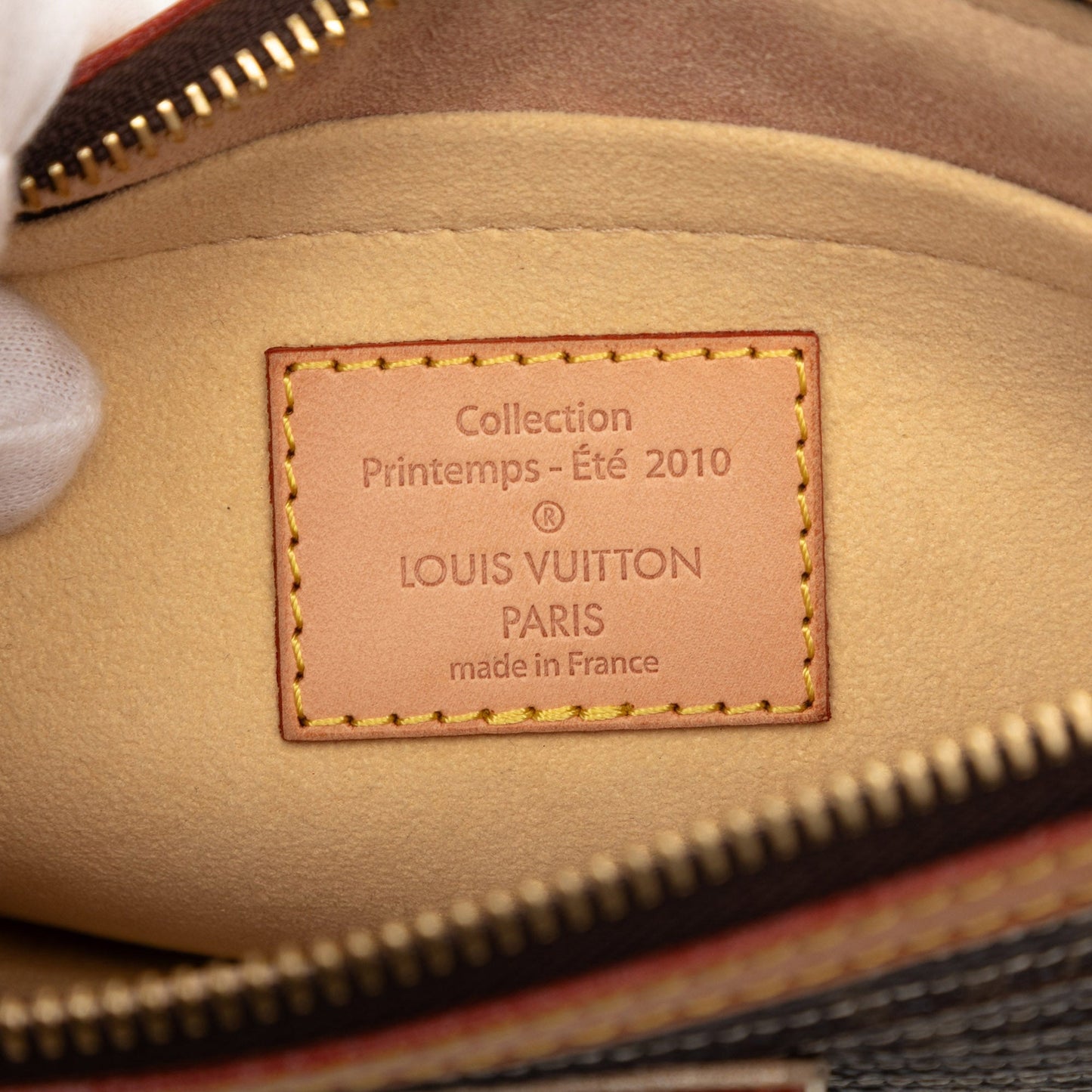 Louis Vuitton Monogram Eden Zoe Pochette