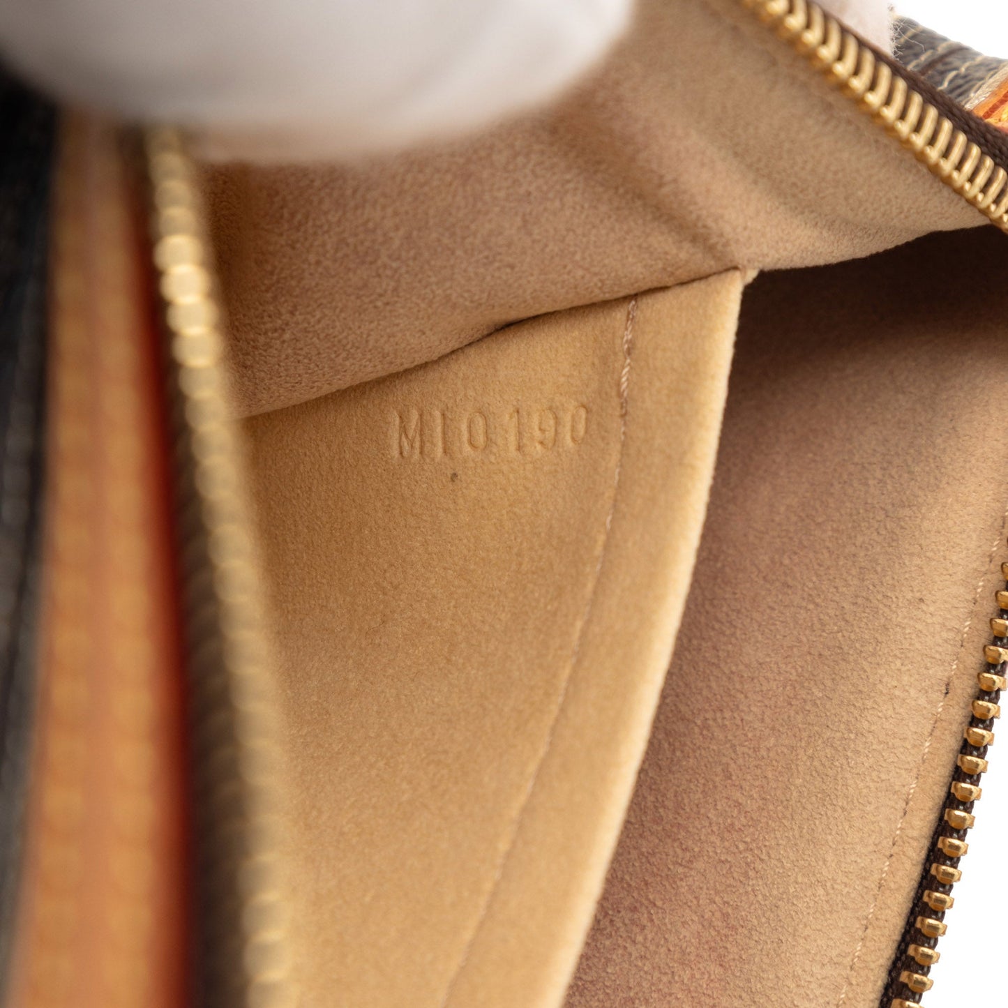 Louis Vuitton Monogram Eden Zoe Pochette