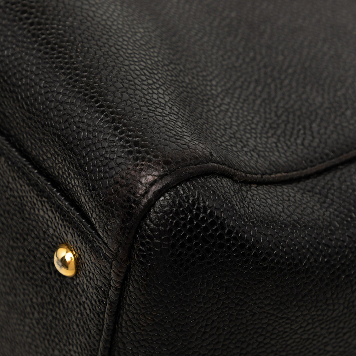 Chanel Caviar CC Shoulder Bag