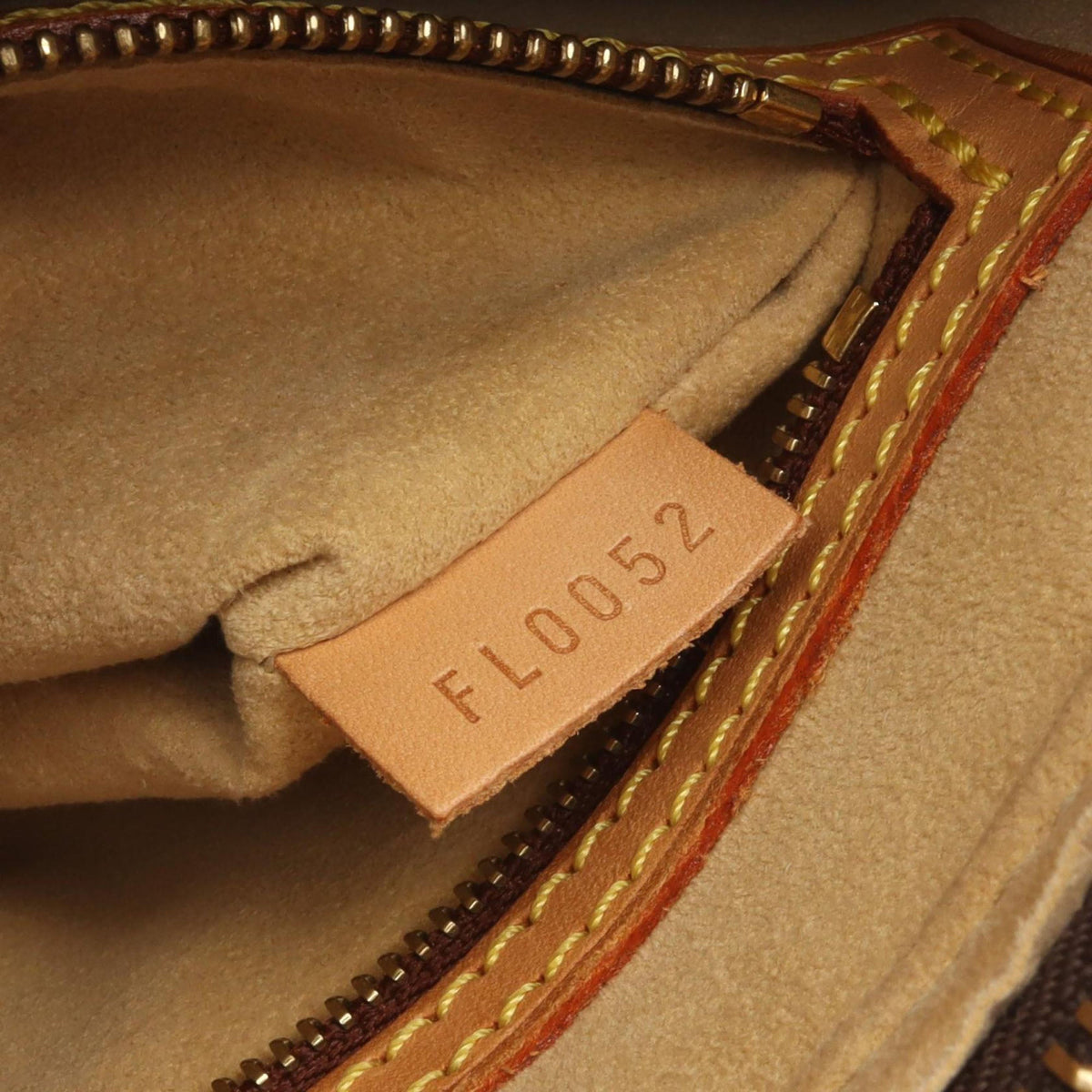 Louis Vuitton Monogram Looping MM