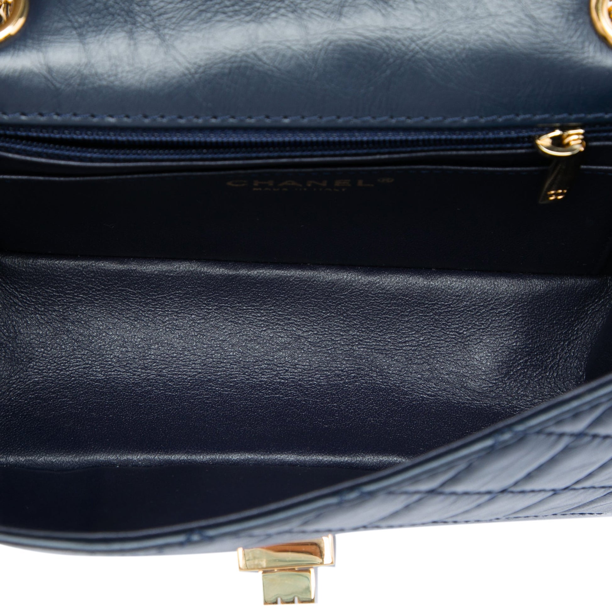 Chanel Quilted Aged Calfskin Reissue 2.55 Single Flap 224