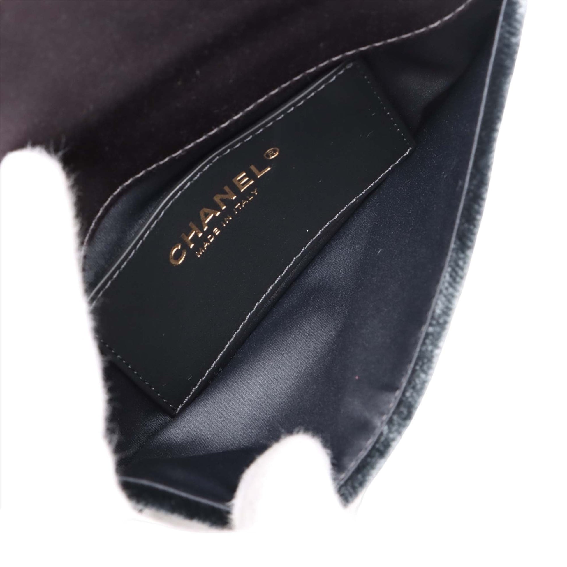 Chanel Paris Cosmopolite Small Tricolor Quilted Velvet Private Affair Camellia Flap