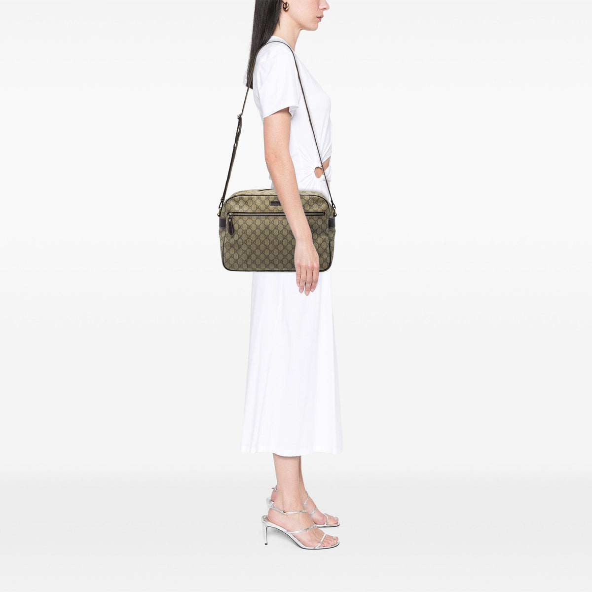 Gucci GG Supreme Crossbody — Beige