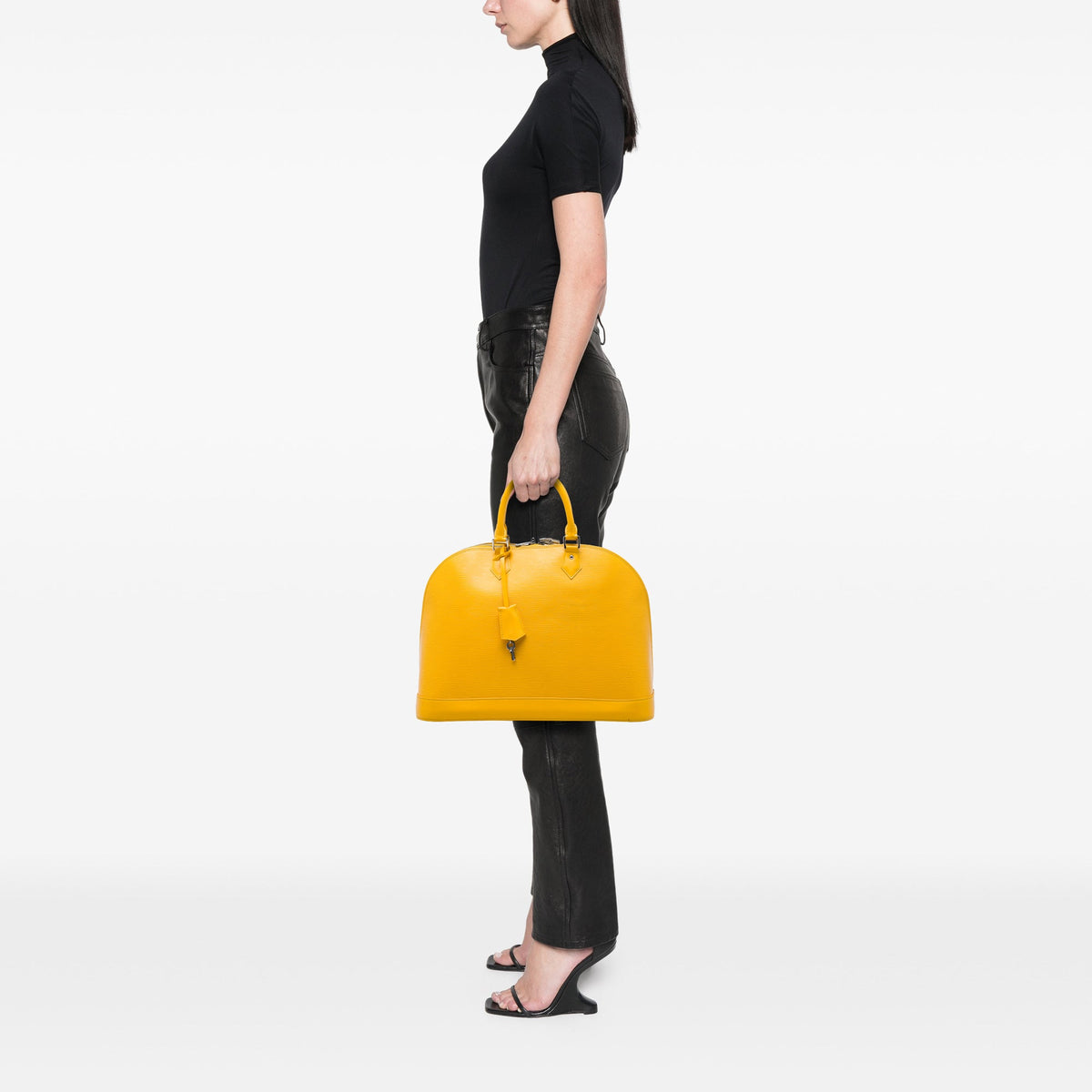 Louis Vuitton Epi Alma GM