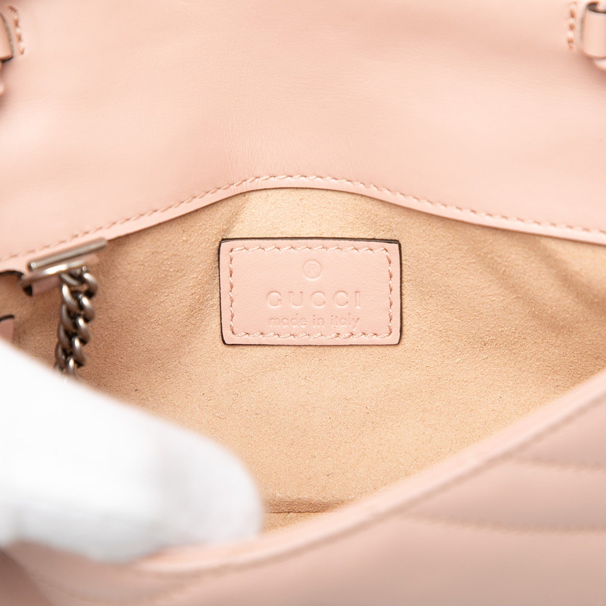 Gucci GG Marmont Matelasse Leather Monochrome Chain Belt Bag