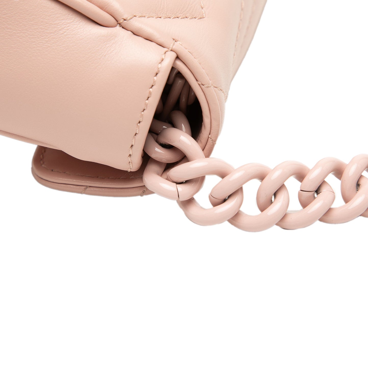 Gucci GG Marmont Matelasse Leather Monochrome Chain Belt Bag