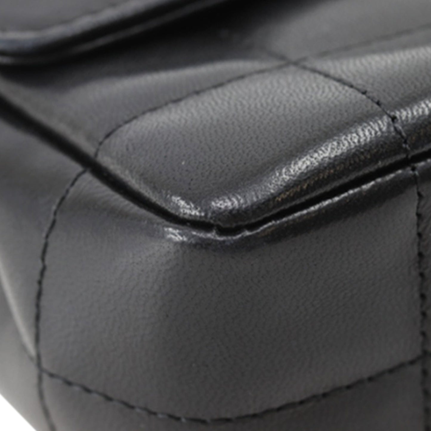 Chanel Mini CC Chocolate Bar Lambskin Camellia Flap