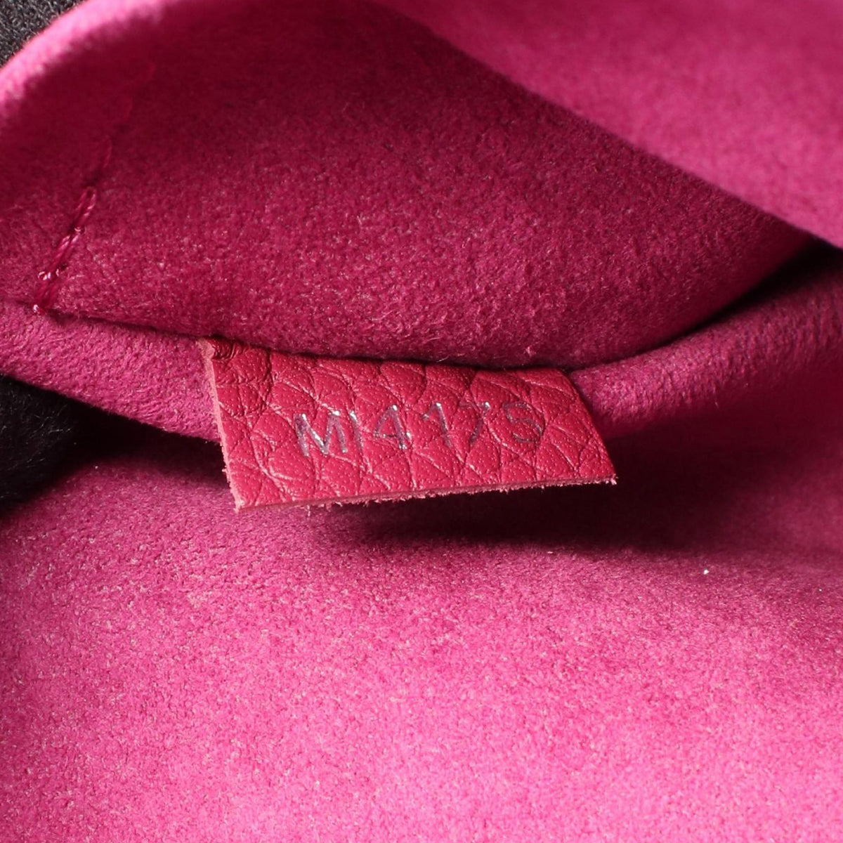Louis Vuitton Taurillon Volta