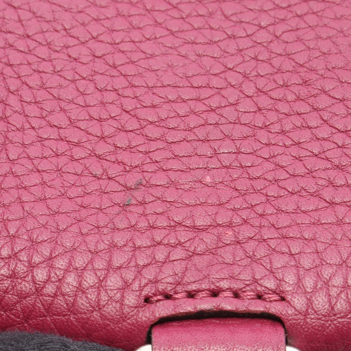 Louis Vuitton Taurillon Volta