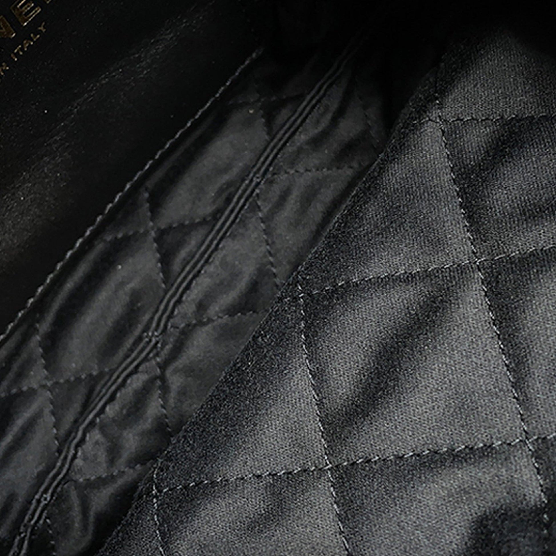 Chanel Mini Shiny Calfskin 22 Handbag