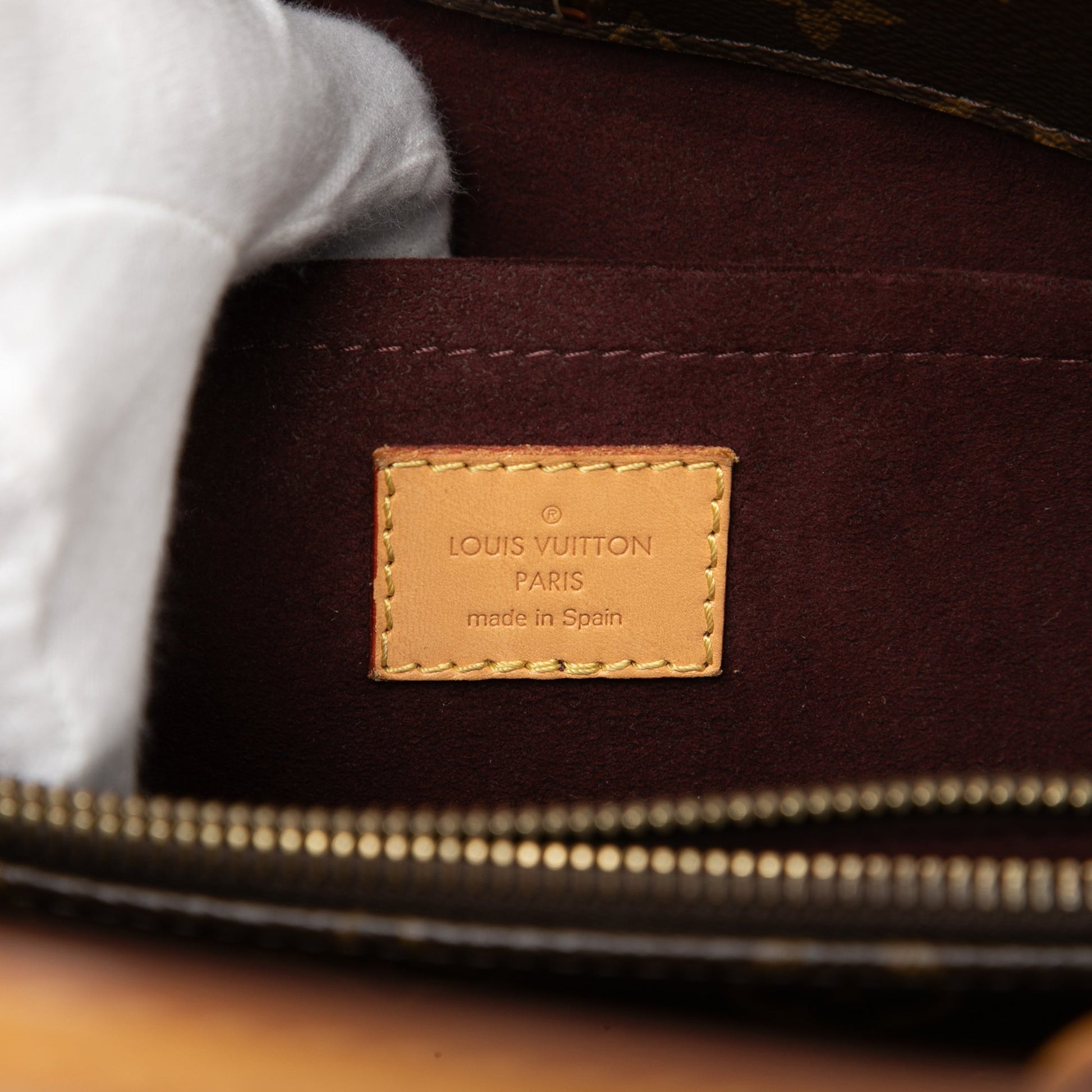 Louis Vuitton Monogram Montaigne MM