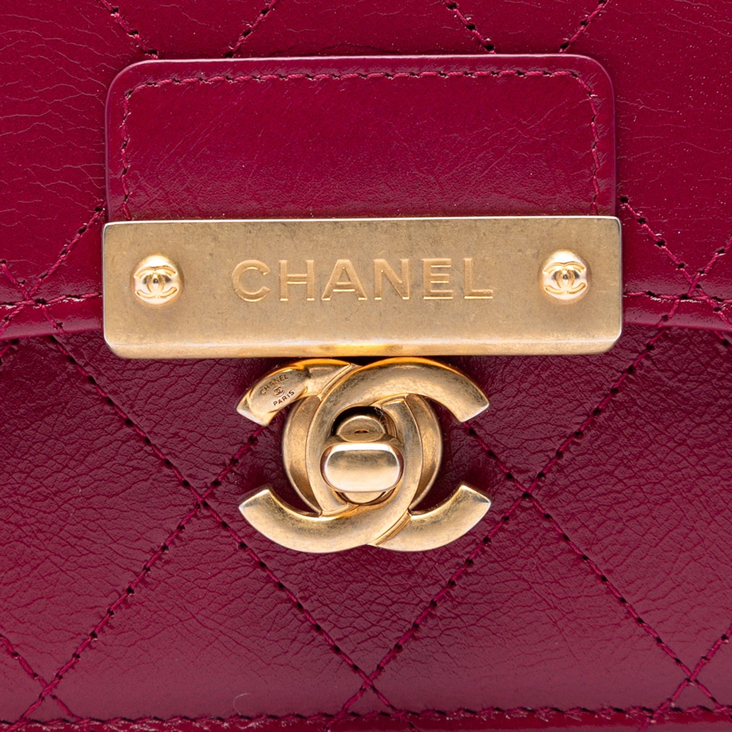 Chanel Stitched Goatskin Golden CC Wallet On Chain
