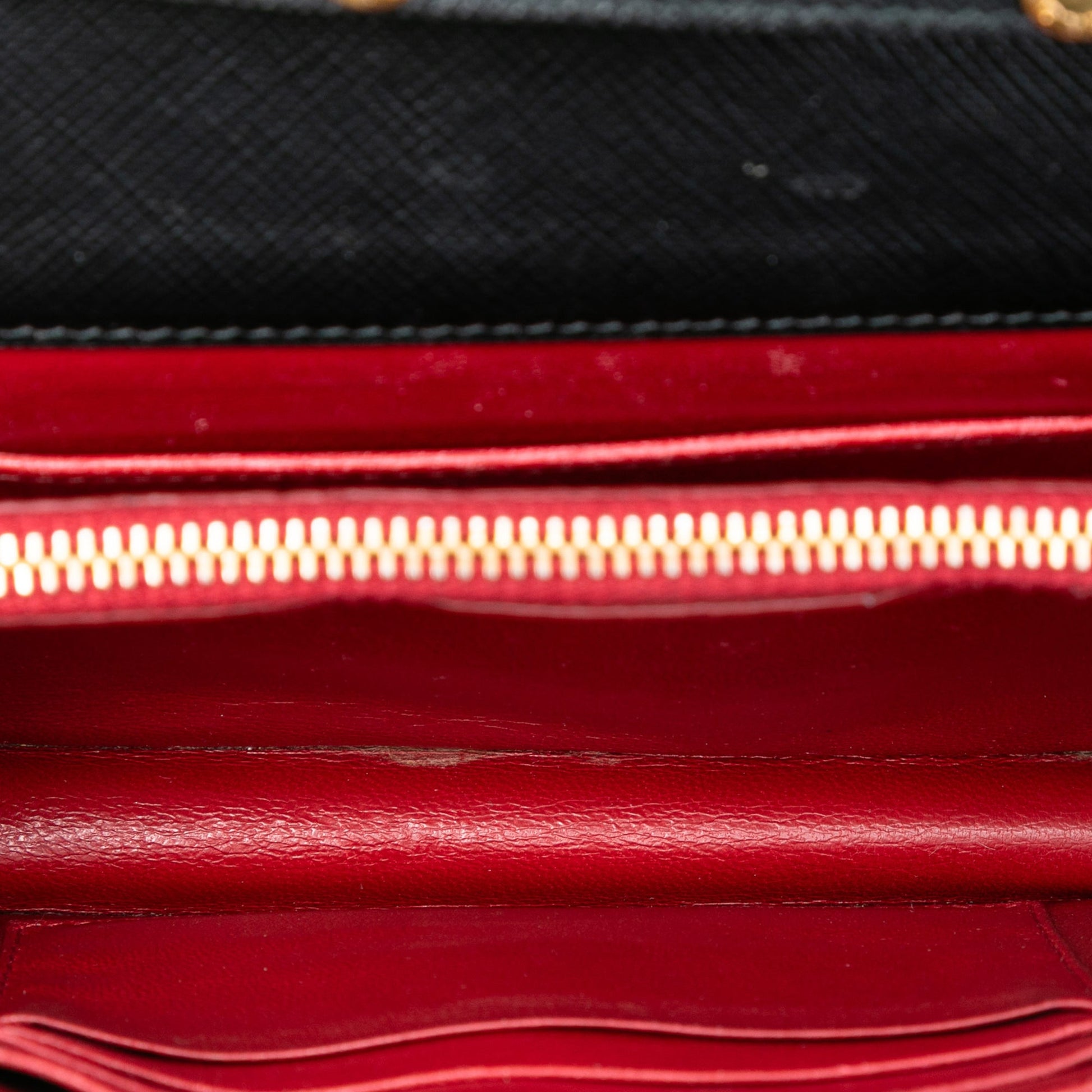 Prada Saffiano Wallet On Chain
