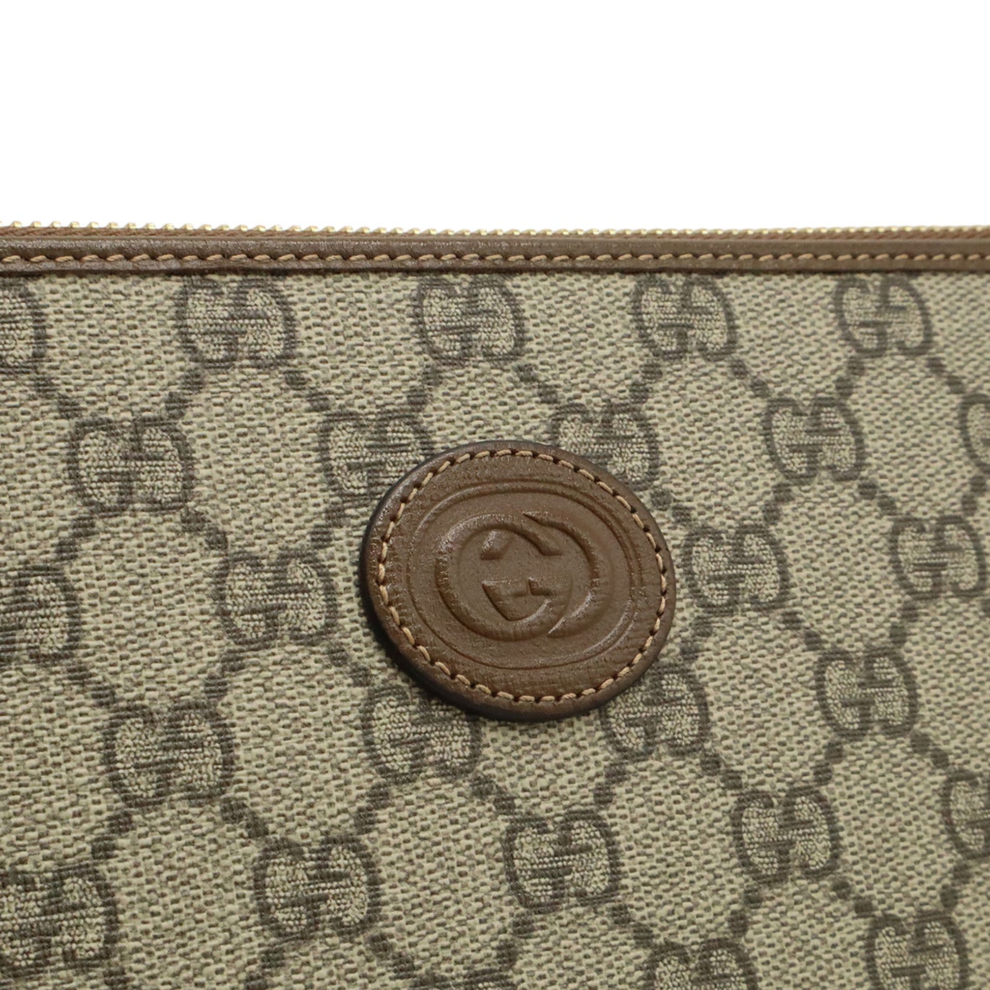 Gucci GG Supreme Interlocking G Clutch