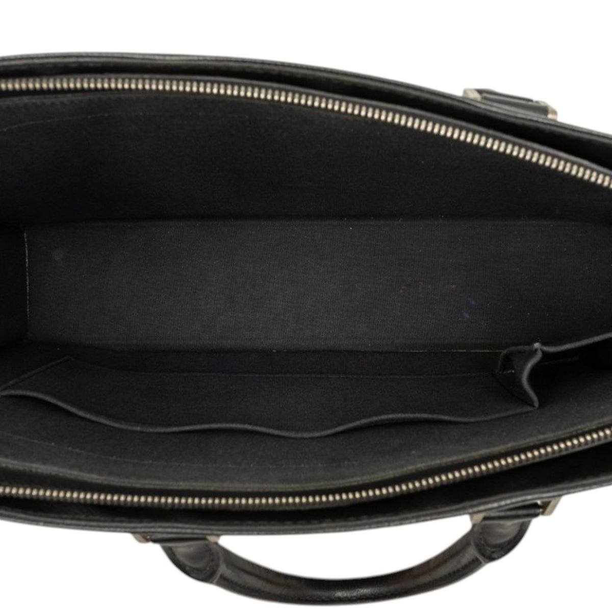 Louis Vuitton Taiga Lozan