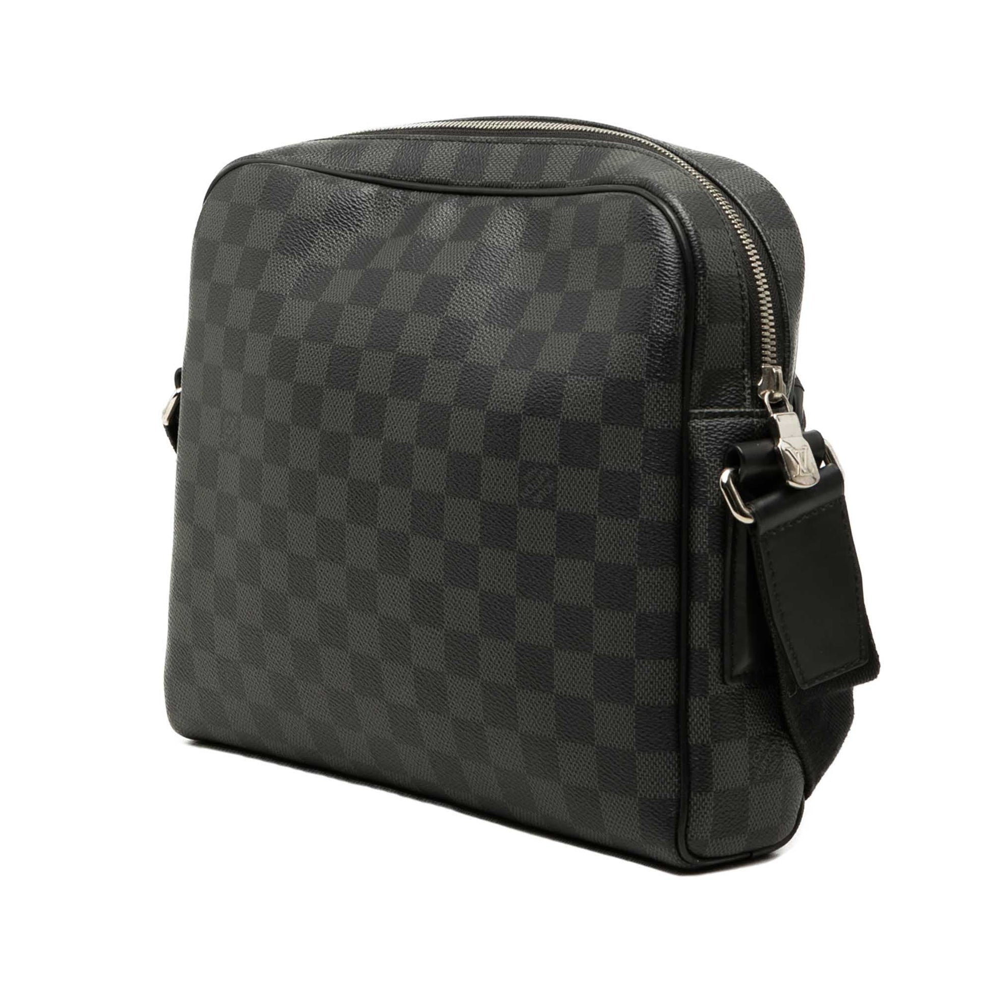 Louis Vuitton Damier Graphite Dayton Reporter PM