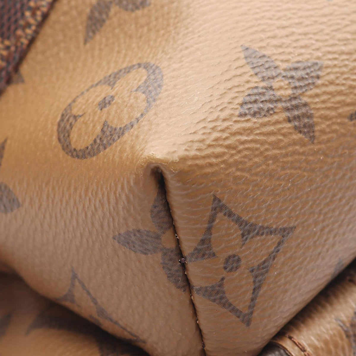 Louis Vuitton Monogram Discovery PM
