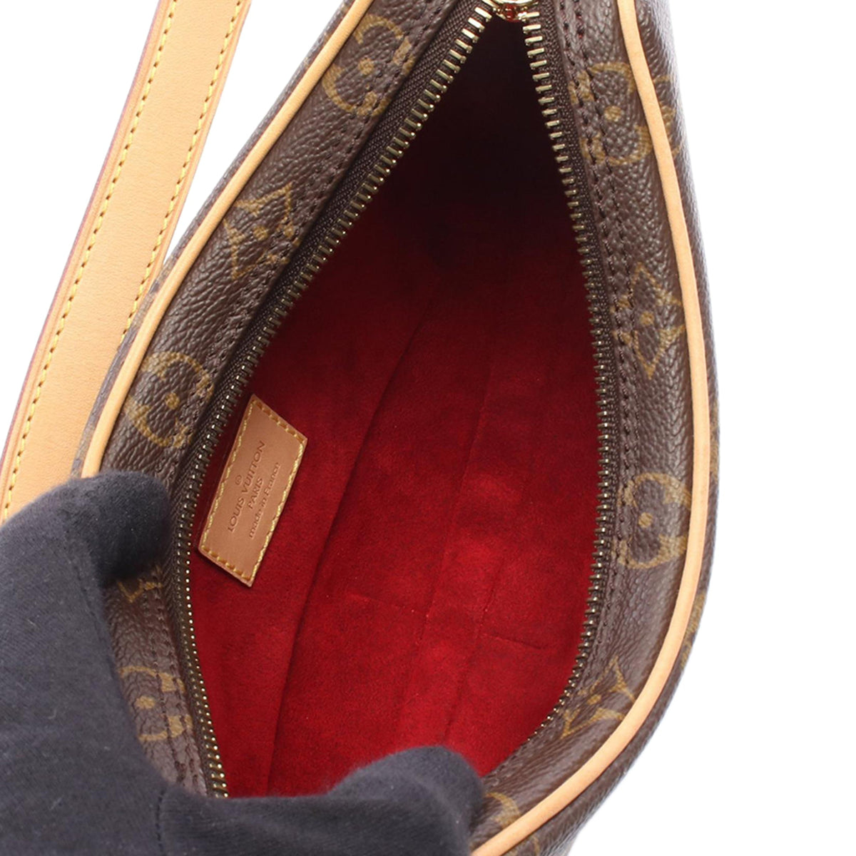 Louis Vuitton Monogram Croissant PM — Brown