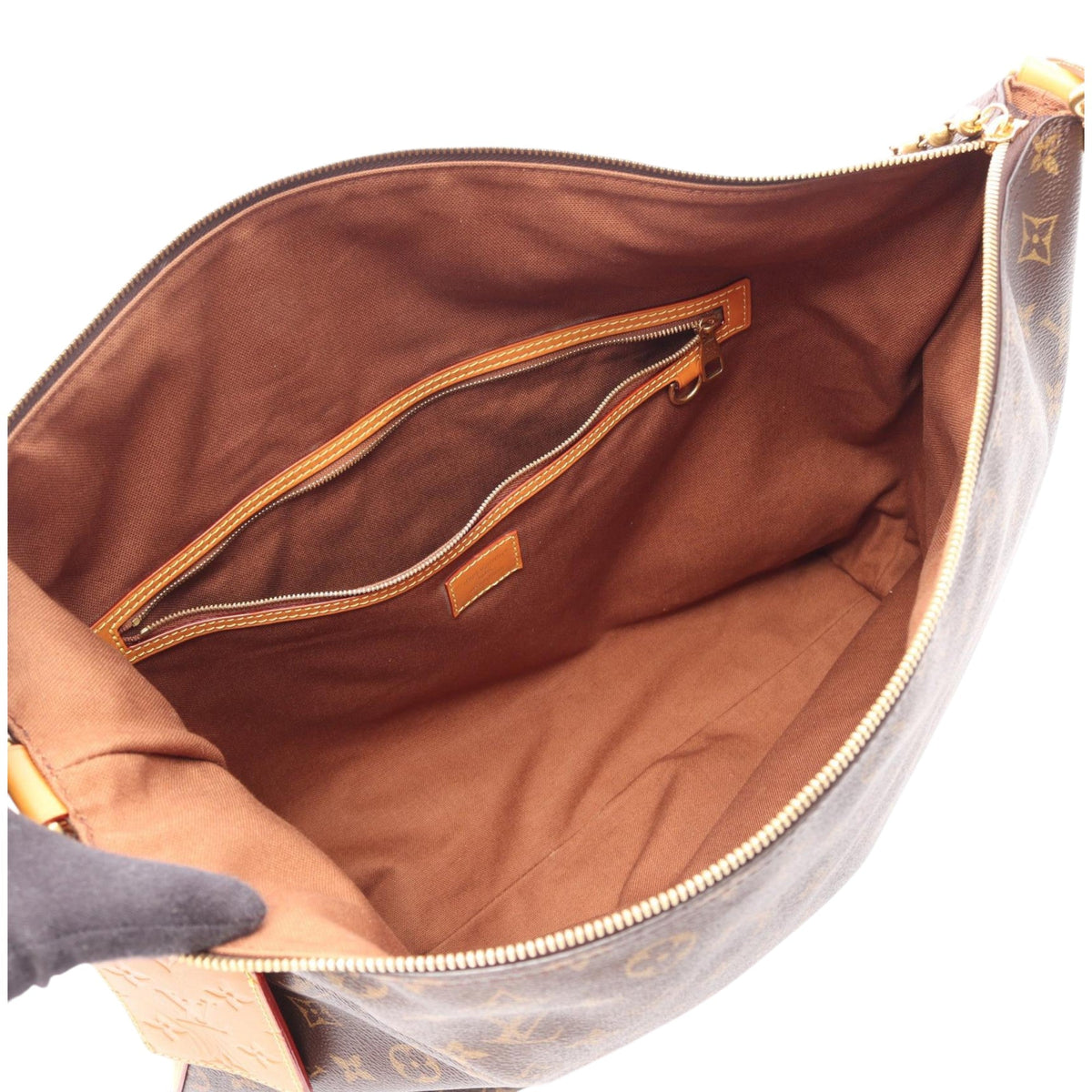 Louis Vuitton Monogram Vagabond Hobo