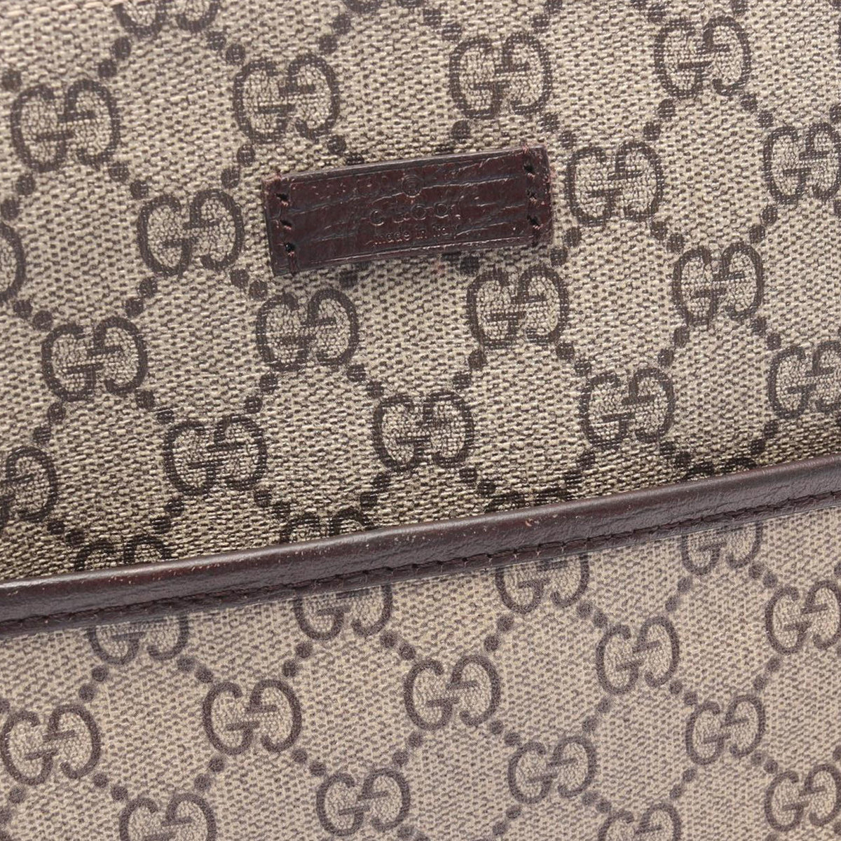 Gucci GG Supreme Crossbody Bag
